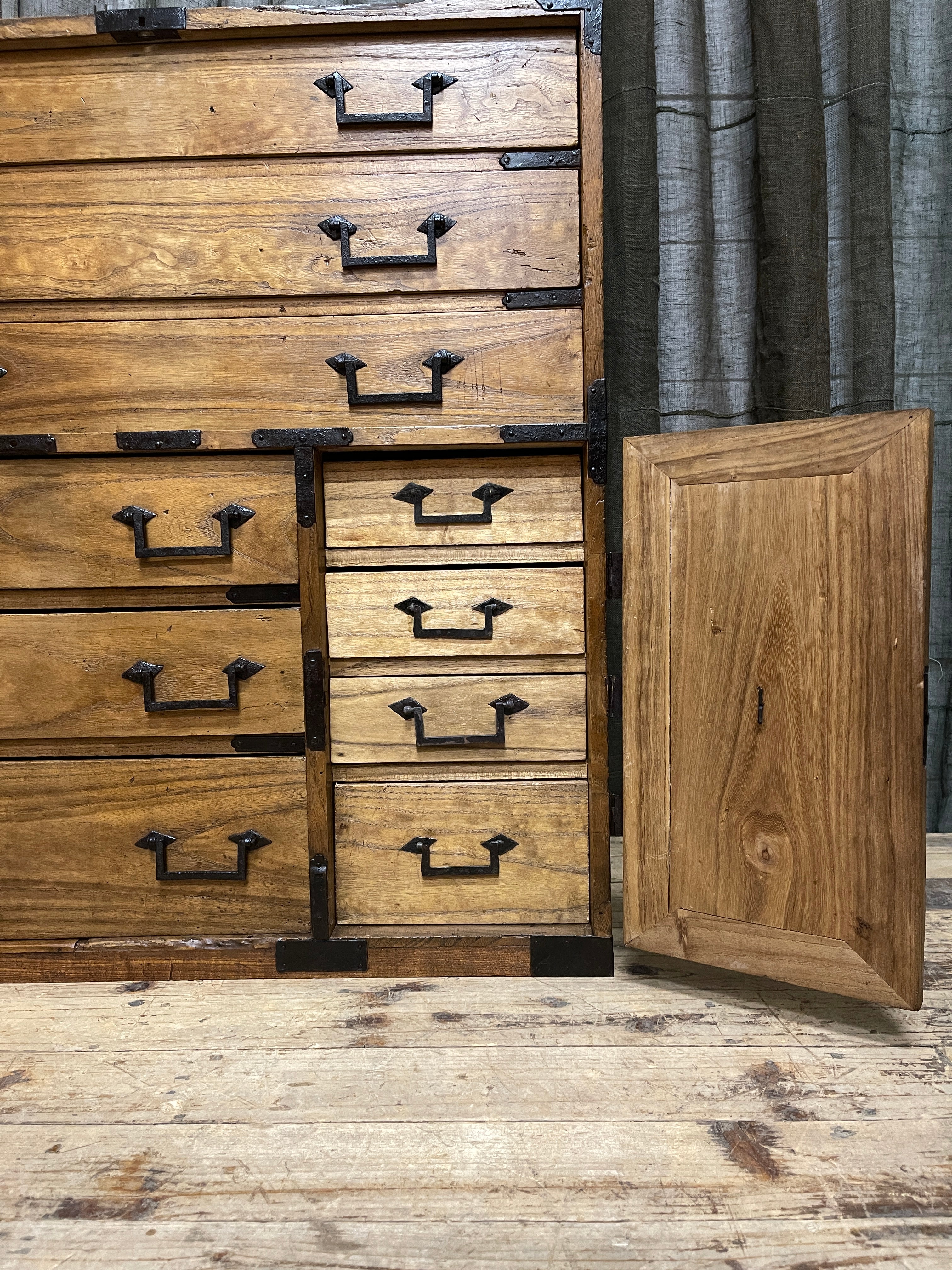 Japanese Choba Dansu, Merchant’s Chest – Paulownia | Meiji