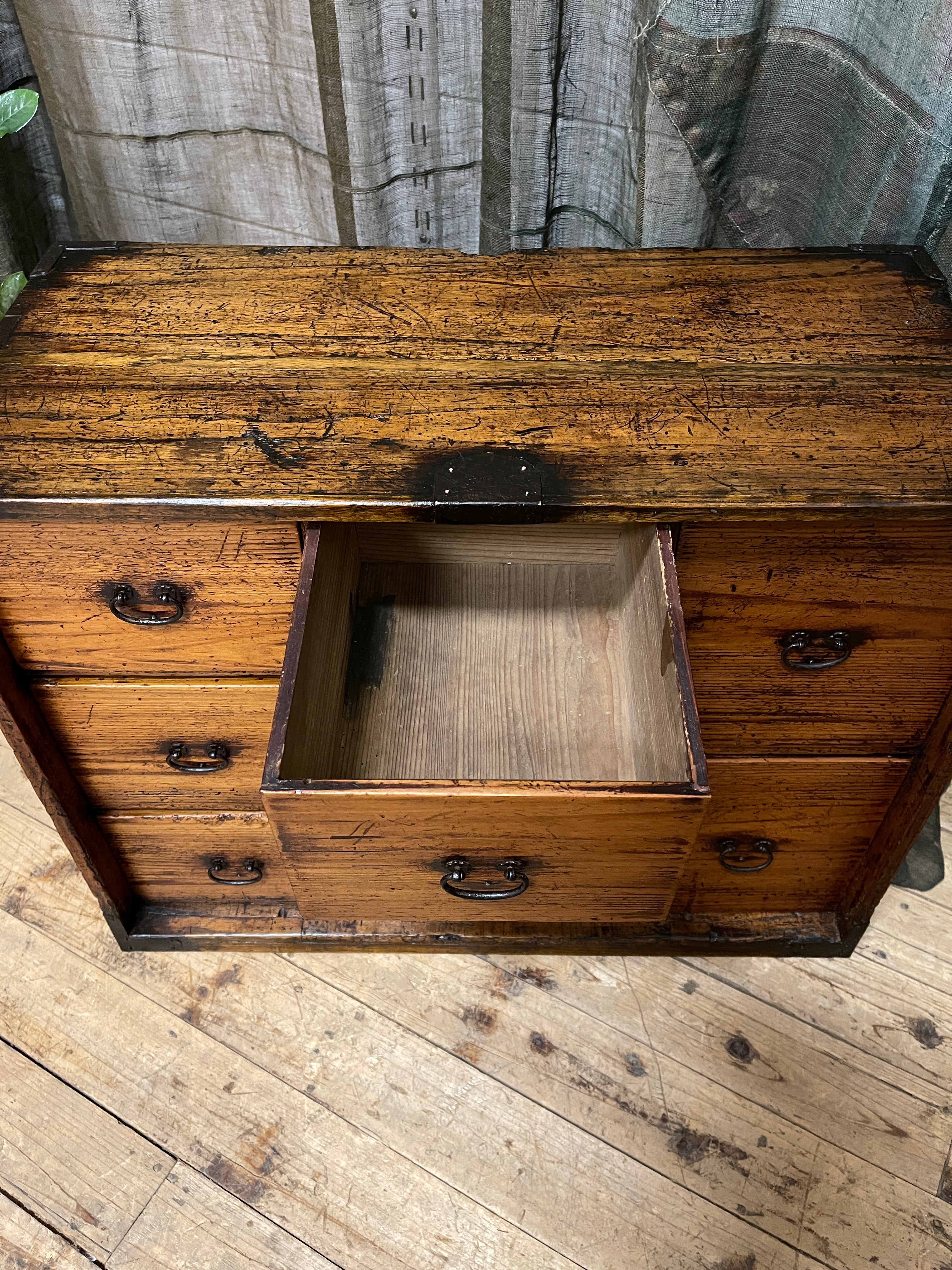 Japanese Merchant’s Chest of Drawers – Cypress | Meiji