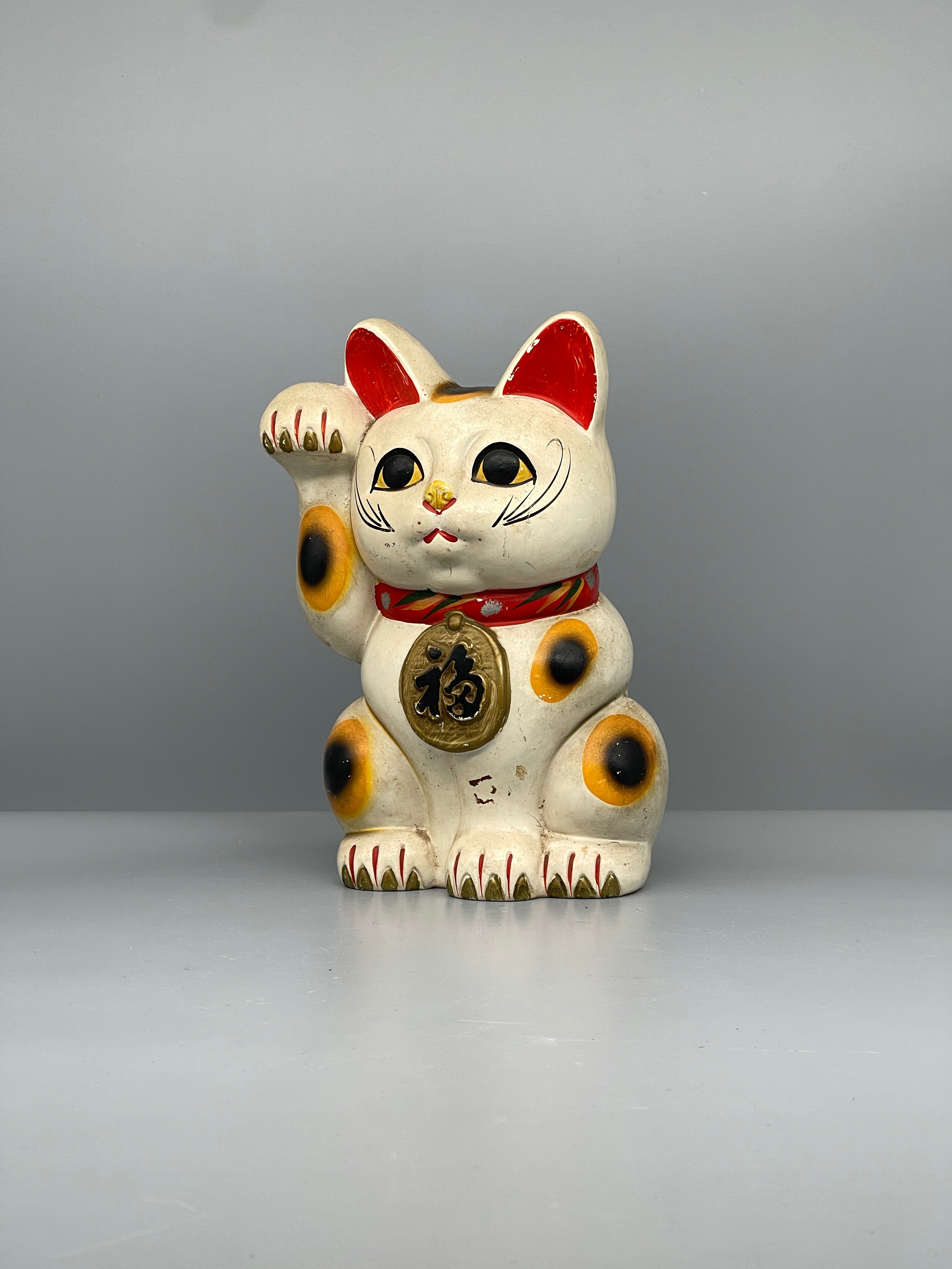 Small Vintage Japanese Ceramic Maneki Neko Money Box