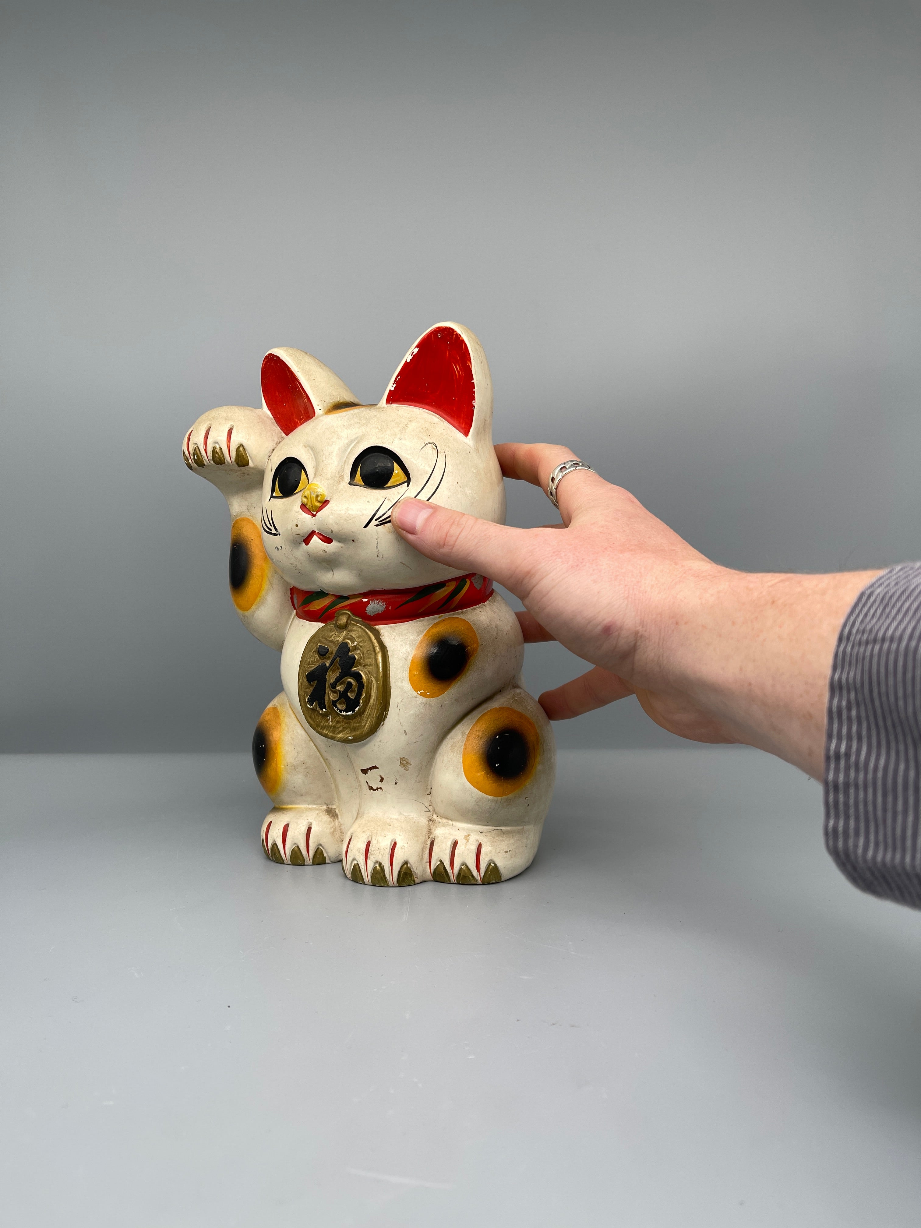 Small Vintage Japanese Ceramic Maneki Neko Money Box