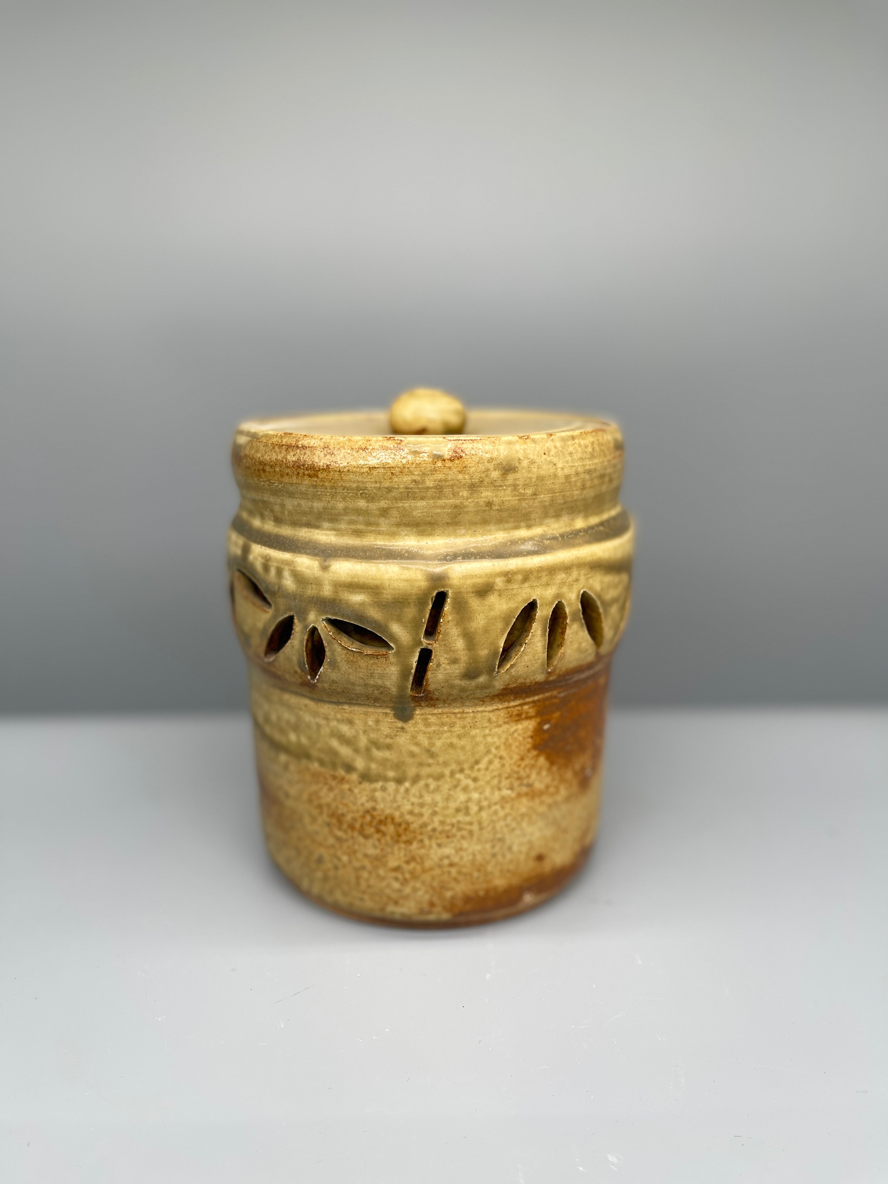 Vintage Japanese Shigaraki Ware, Lidded Jar - Mizusashi