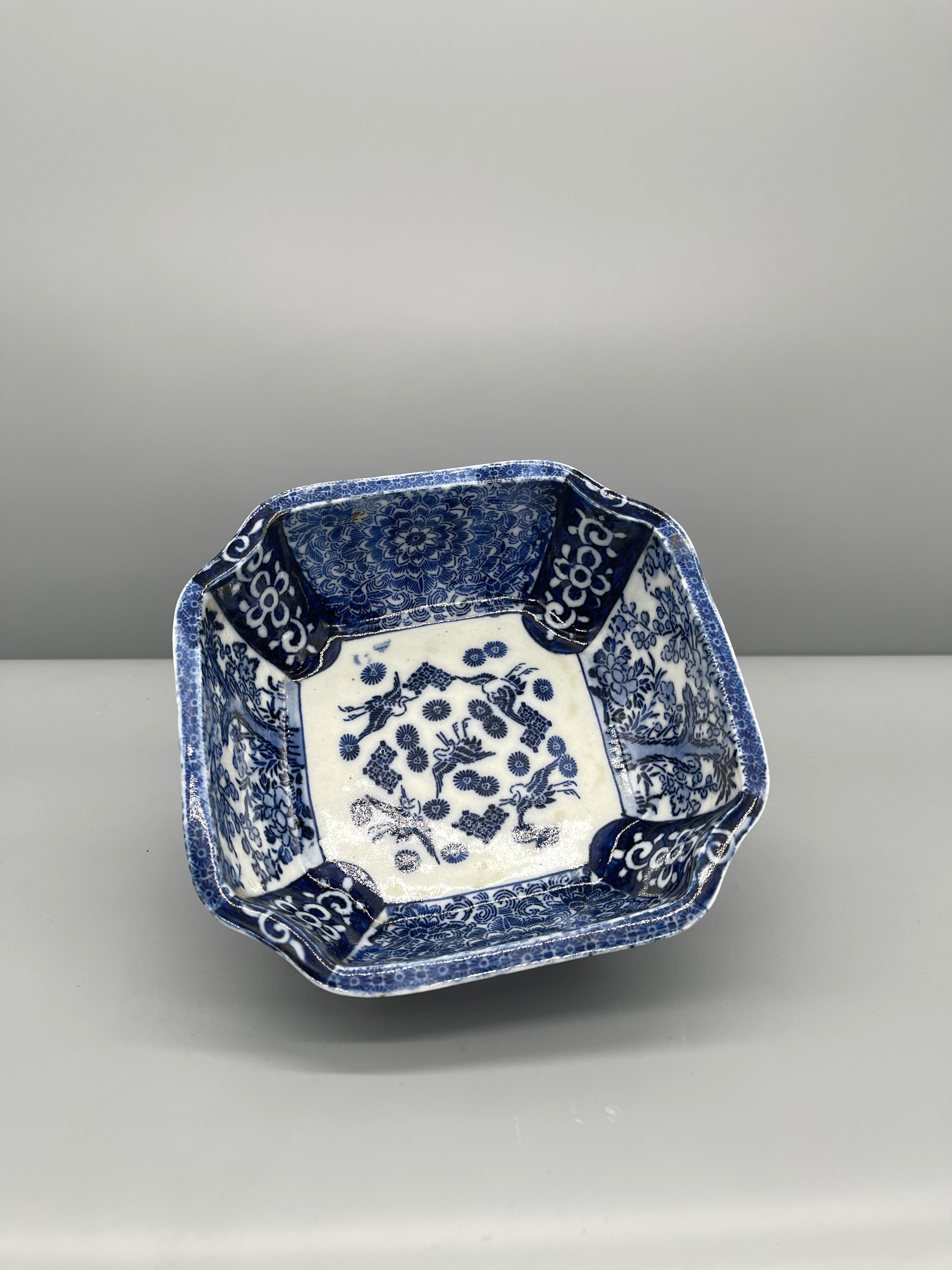 Vintage Japanese Serving Bowl, IMARI Ware - SMALL