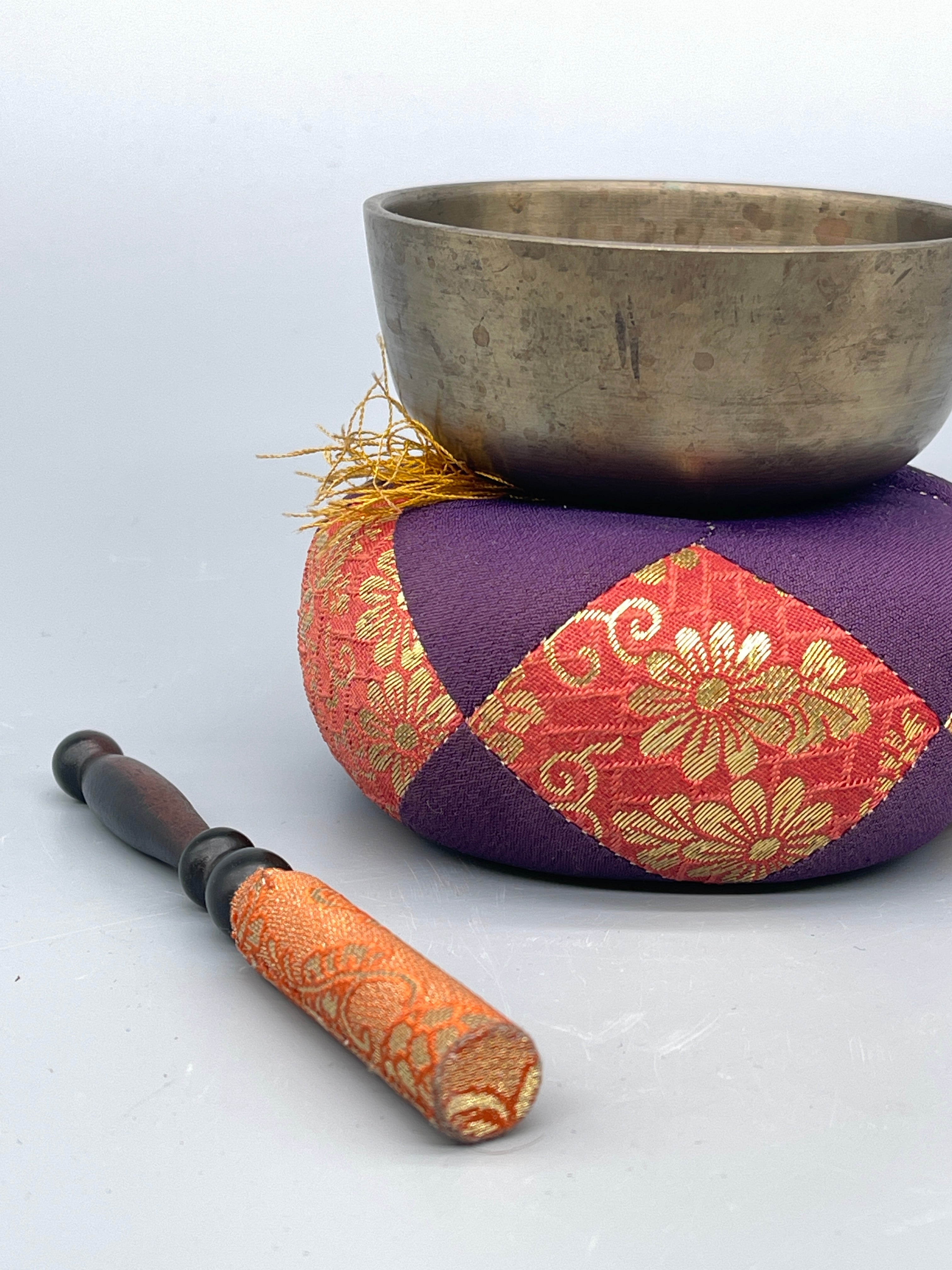Small Vintage Japanese Orin, Singing Bowl