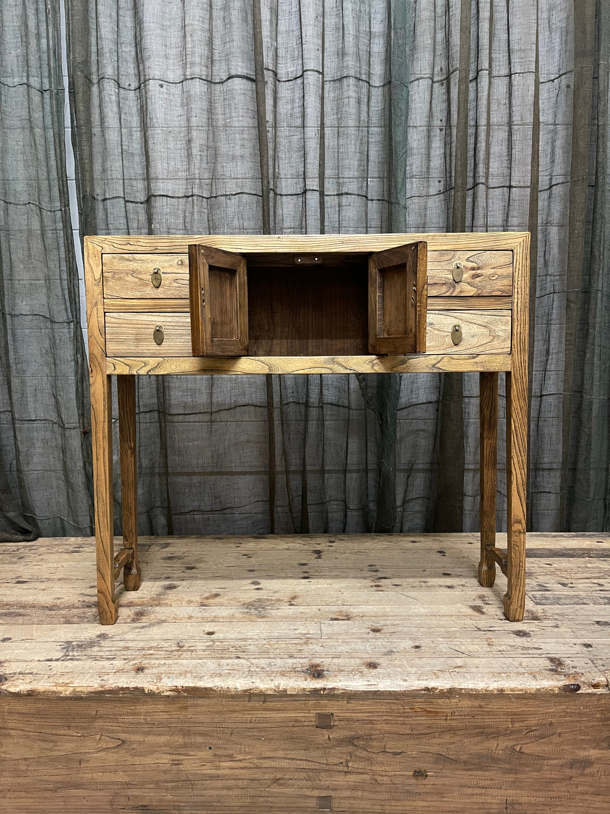 Provincial Style Chinese Hall Table | Elm