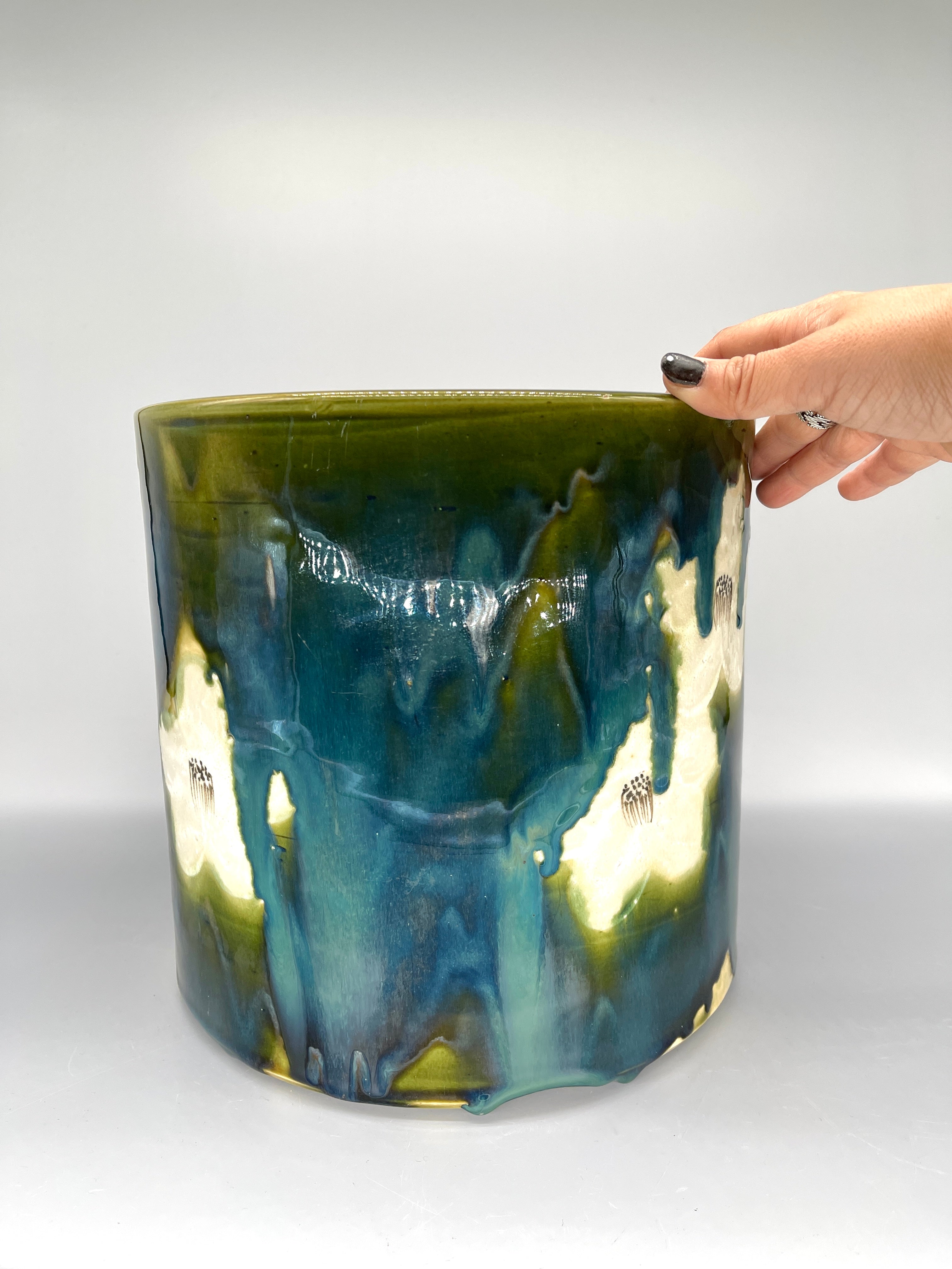 Japanes Oribe Porcelain Hibachi | c.1960