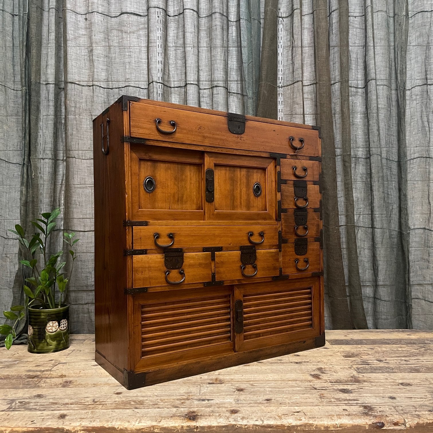 Japanese Choba Dansu, Osaka Style Merchant’s Chest – Cedar & Cypress | Meiji c.1890