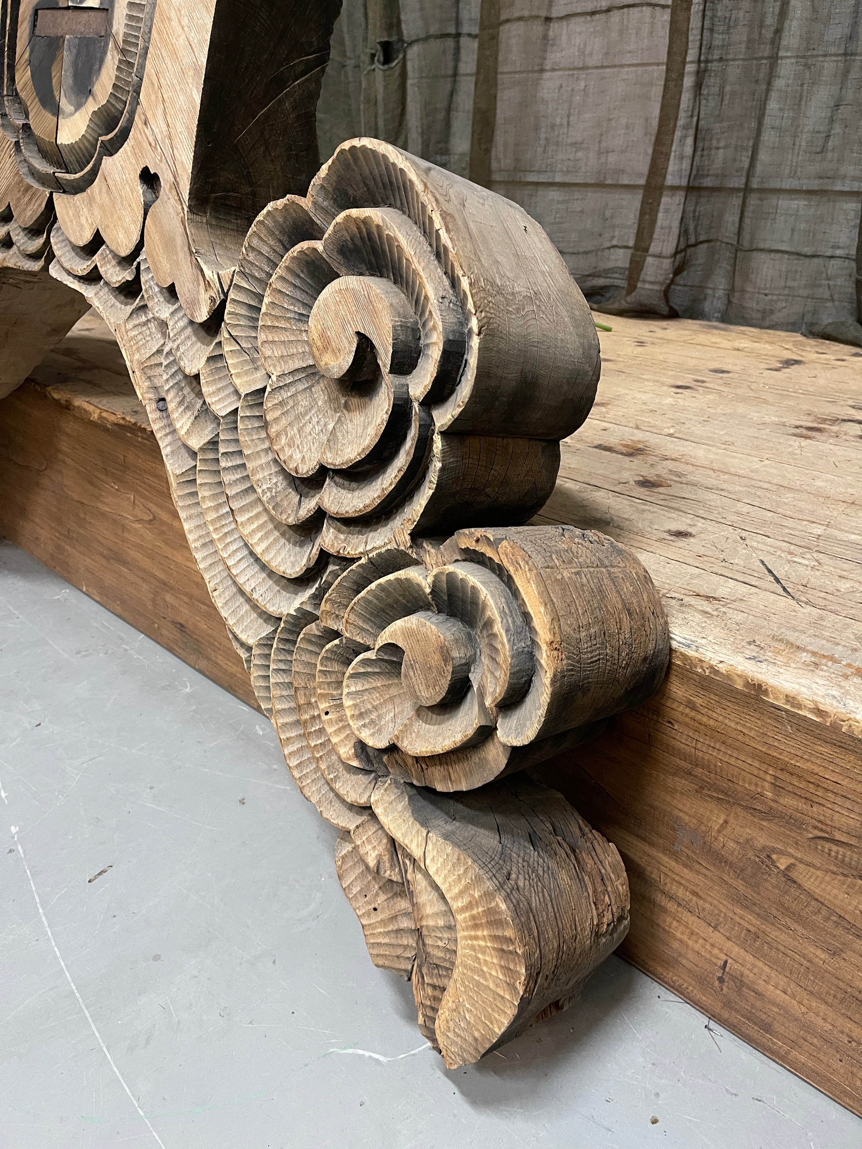 Traditional Japanese Architectural Carving, Gegyo