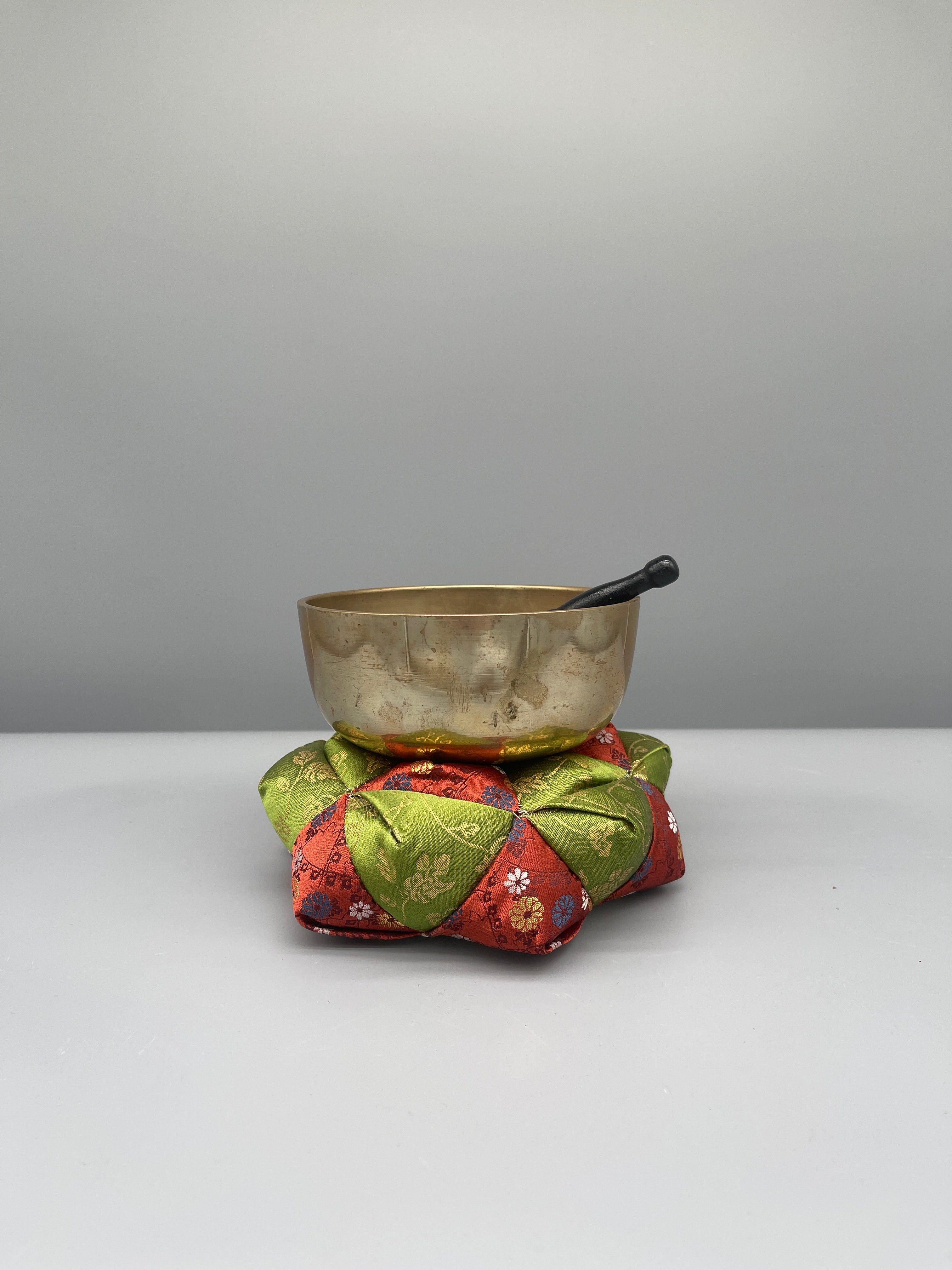 Vintage Japanese Orin, Singing Bowl