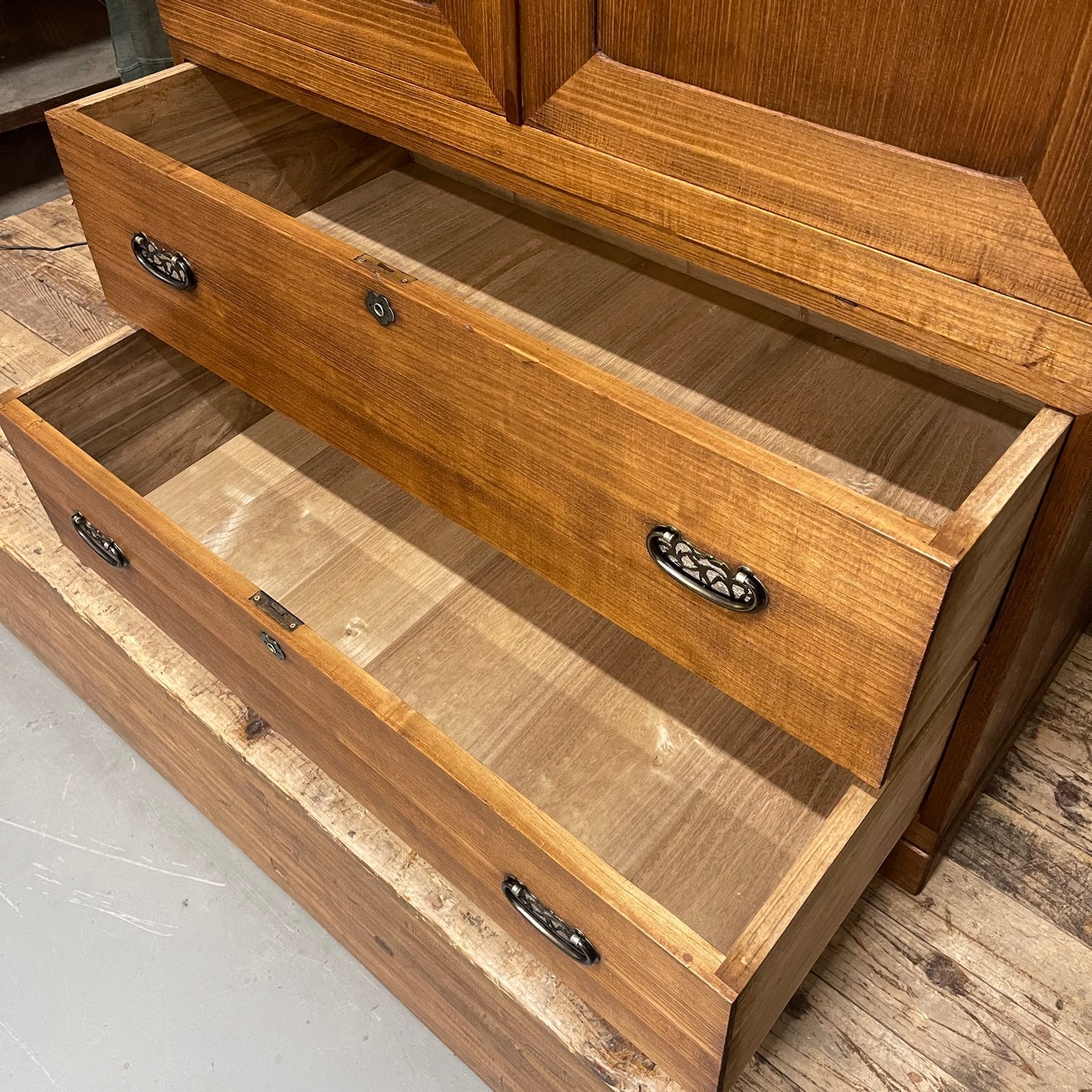 Japanese Kimono Chest of Drawers - Paulownia | Midcentury