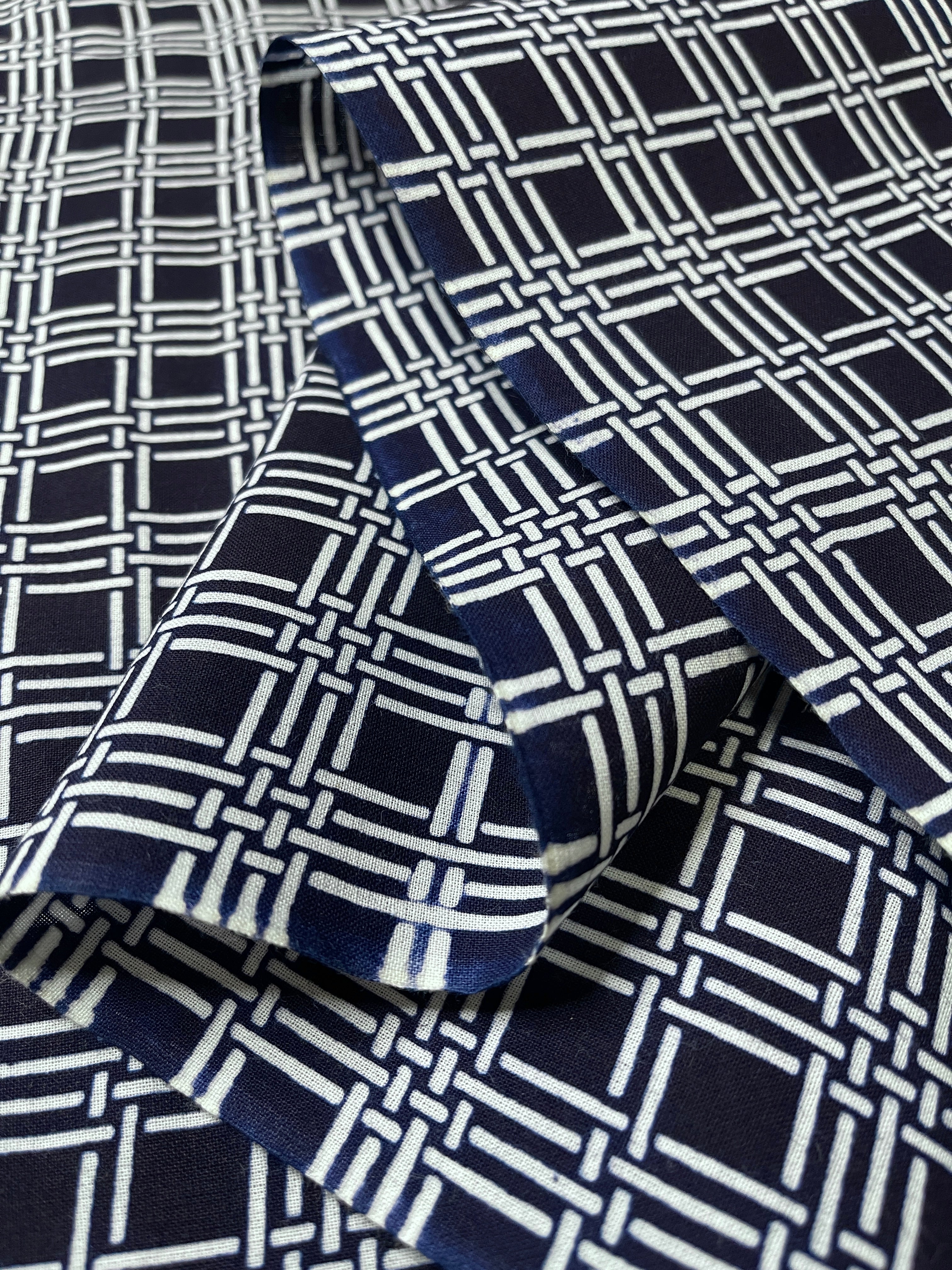 Japanese Yukata Cotton Fabric, Indigo & White