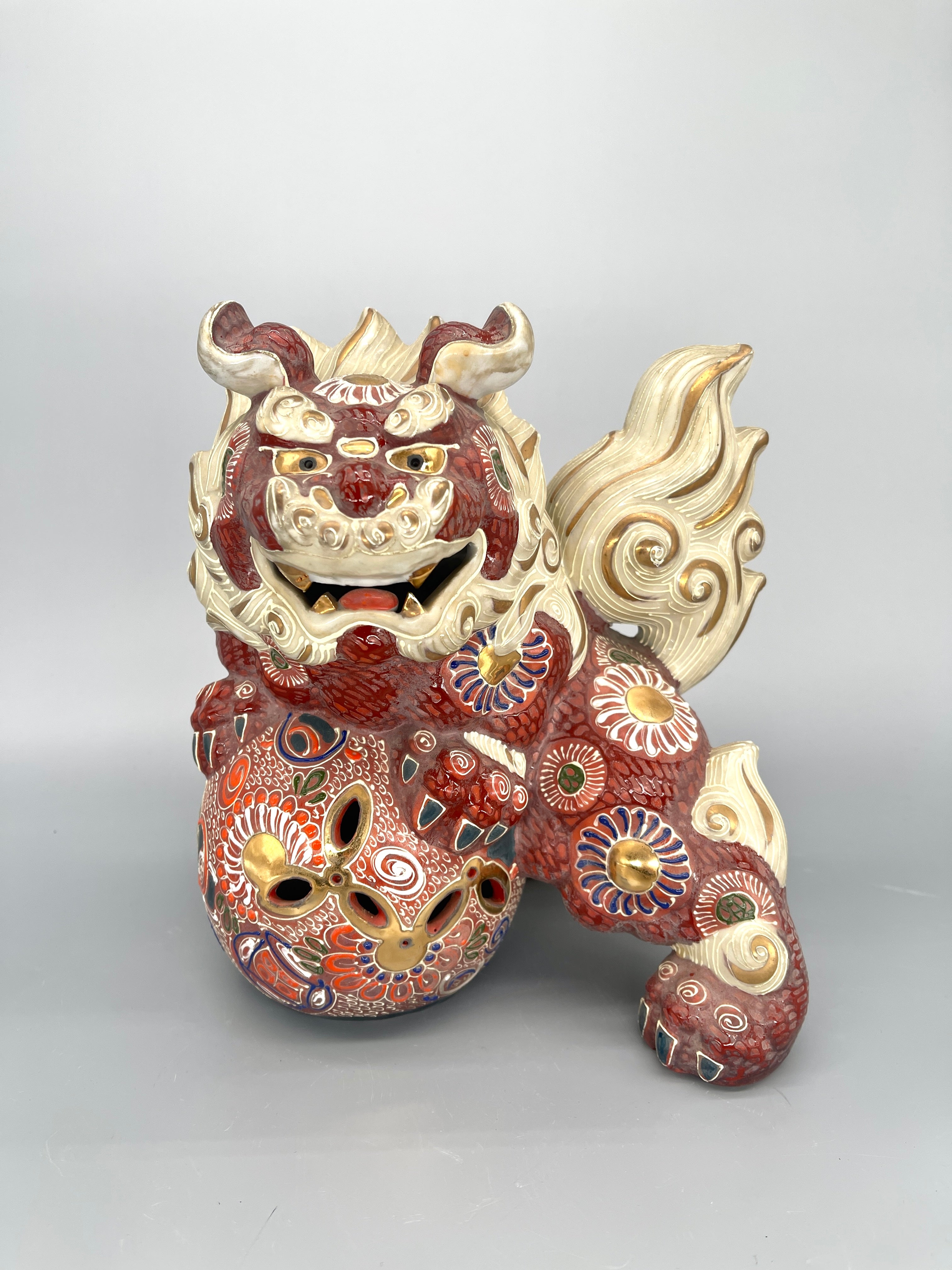 Vintage Japanese Kutani Porcelain Shi-Shi | c.1950