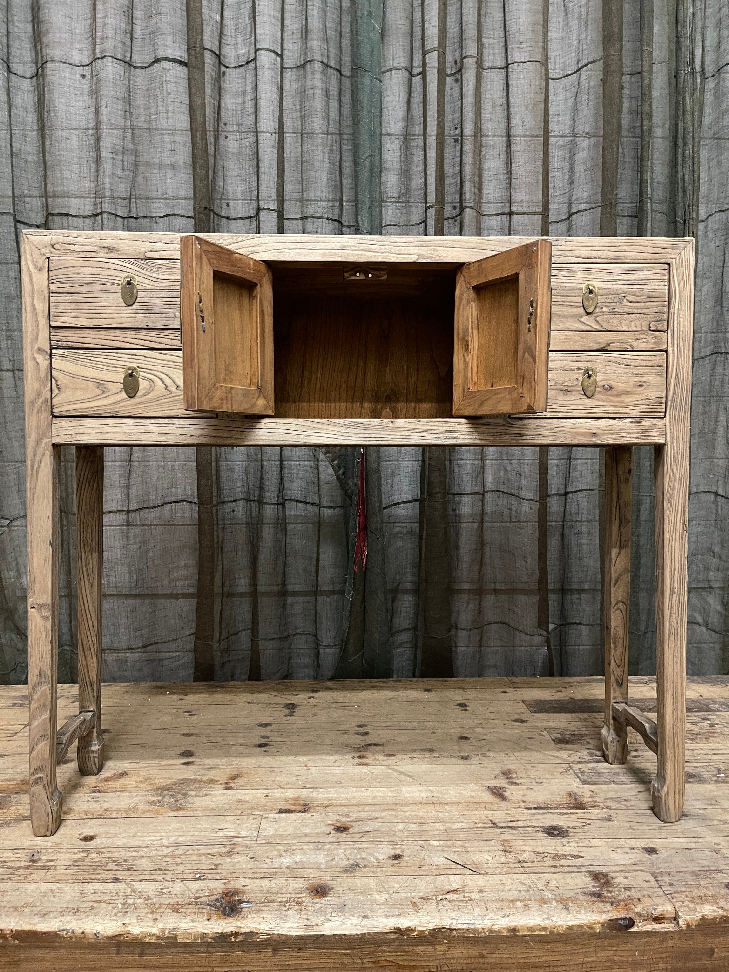 Provincial Style Chinese Hall Table | Elm