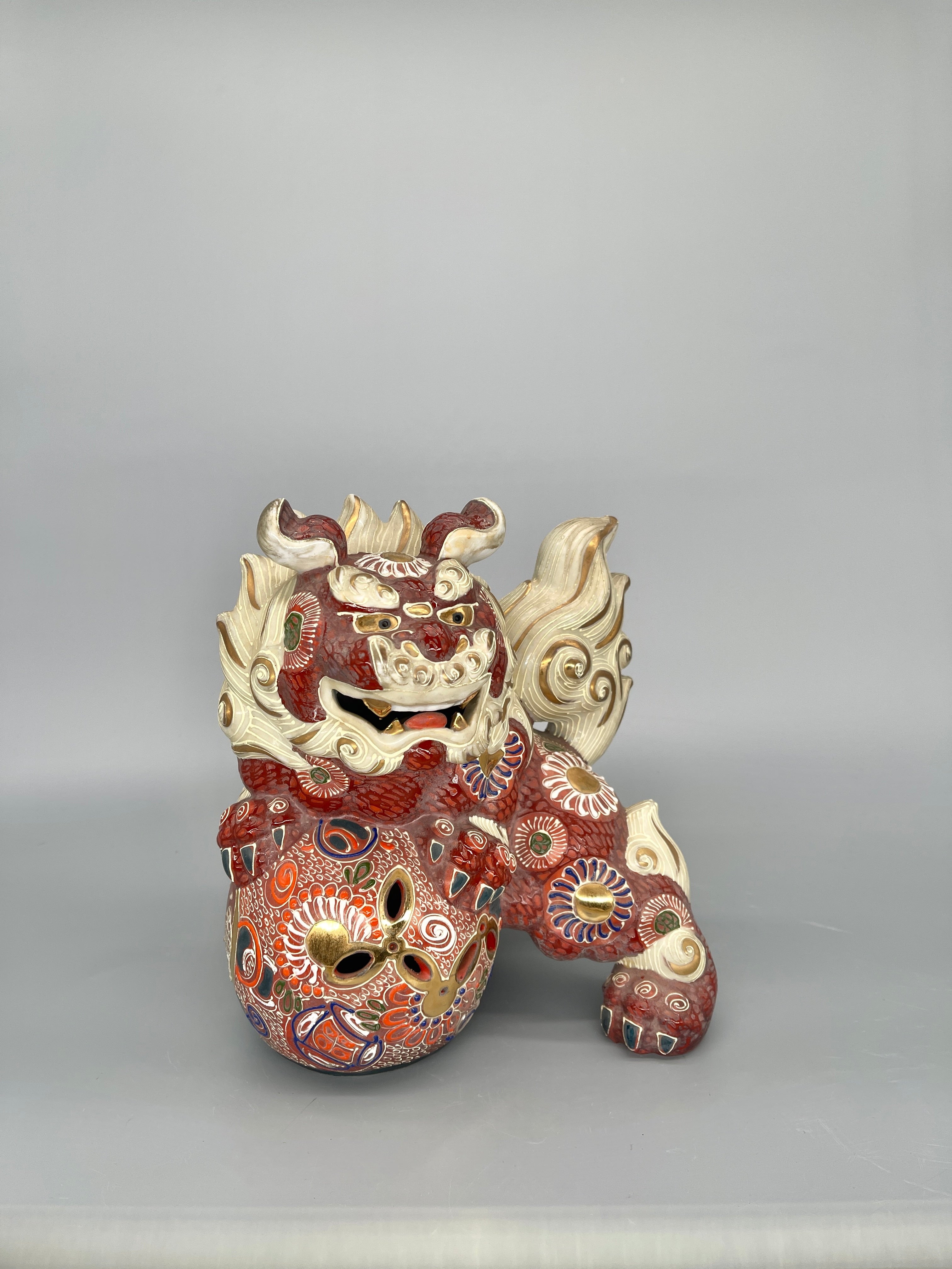 Vintage Japanese Kutani Porcelain Shi-Shi | c.1950