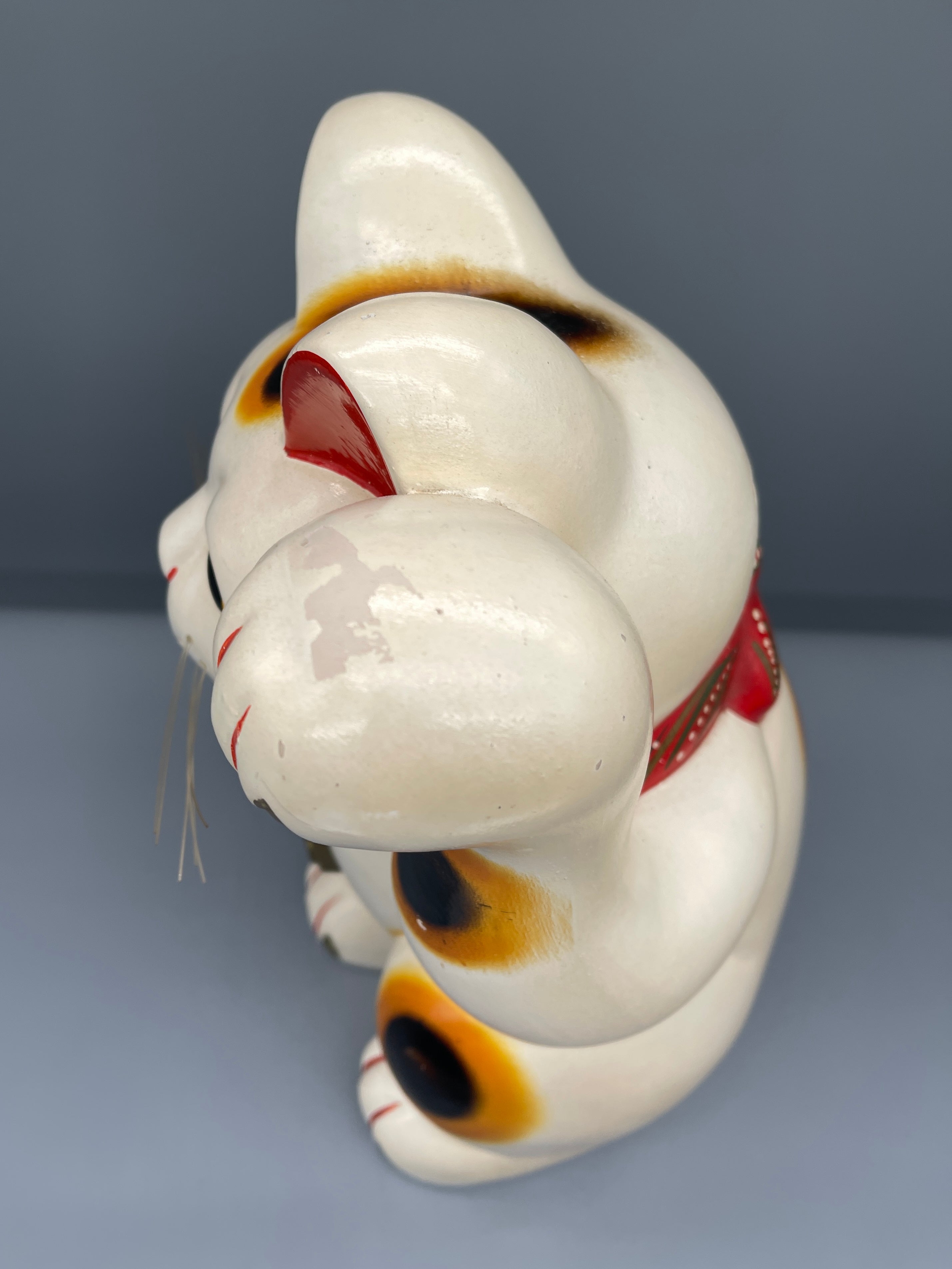 Vintage Japanese White Ceramic Maneki Neko | c.1970