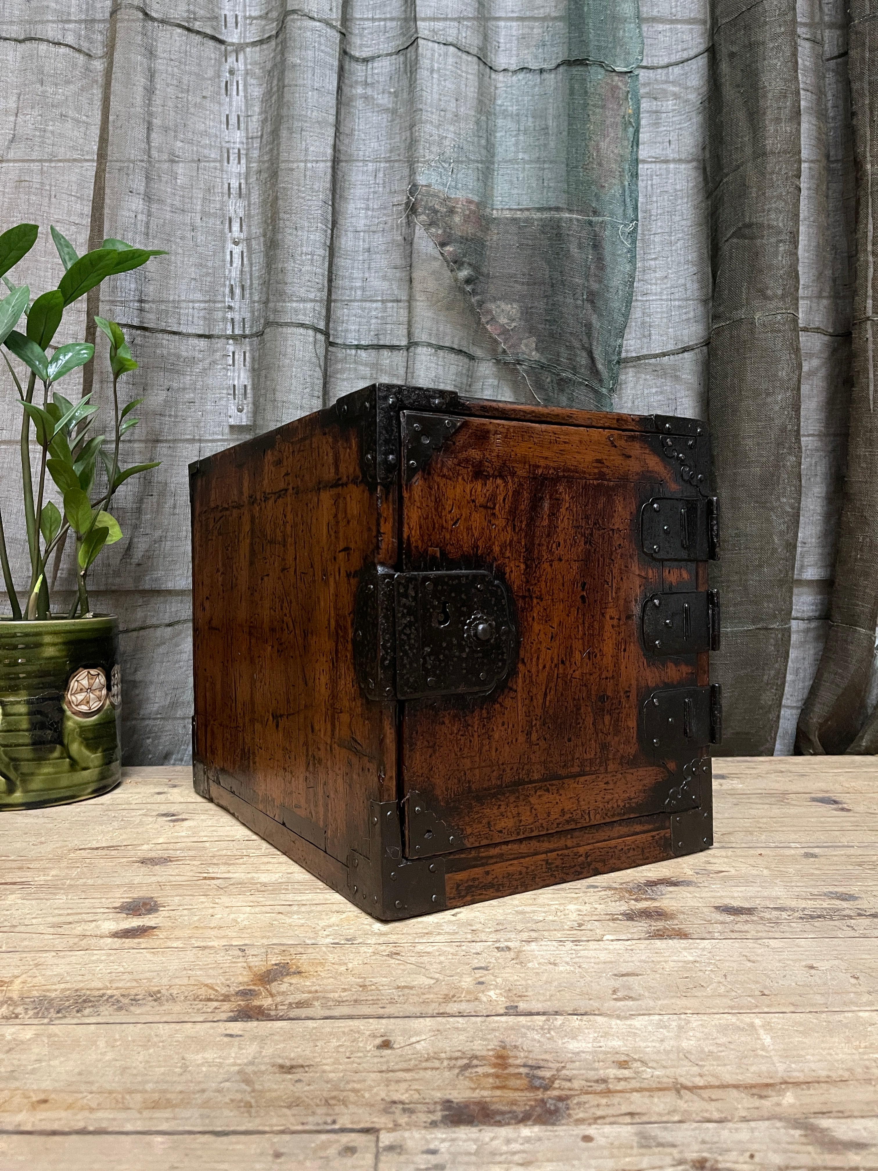 Funa Dansu, Japanese Ships Chest - Cypress | Edo