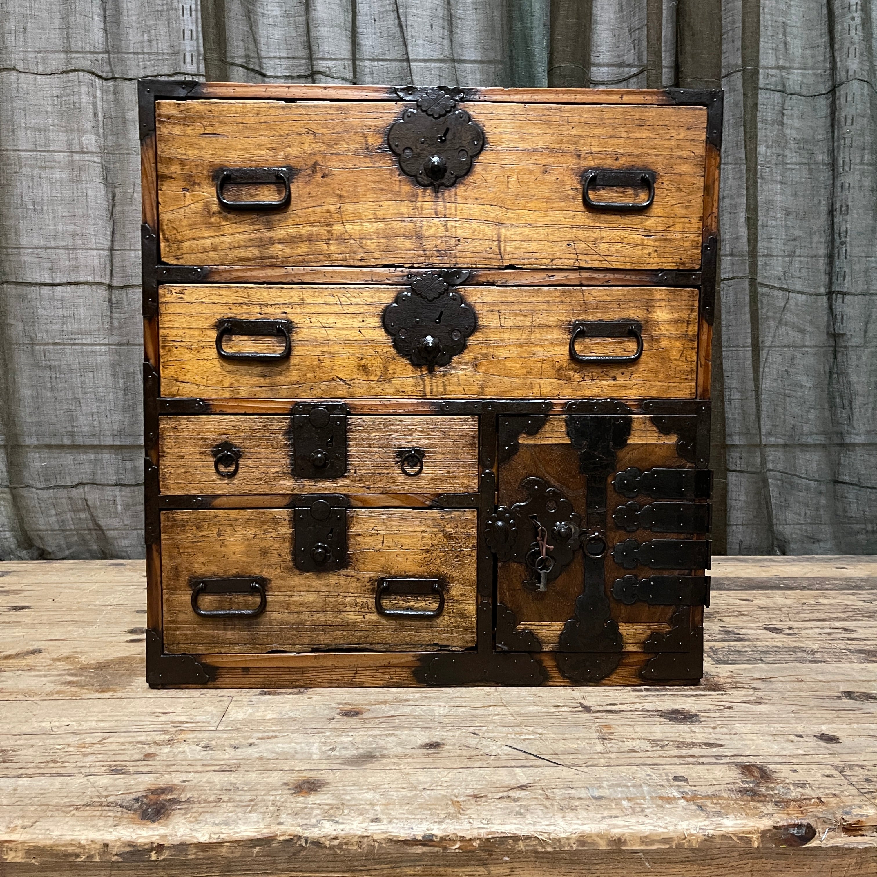 Ko Dansu, Japanese Side Cabinet - Paulownia & Cedar | Meiji