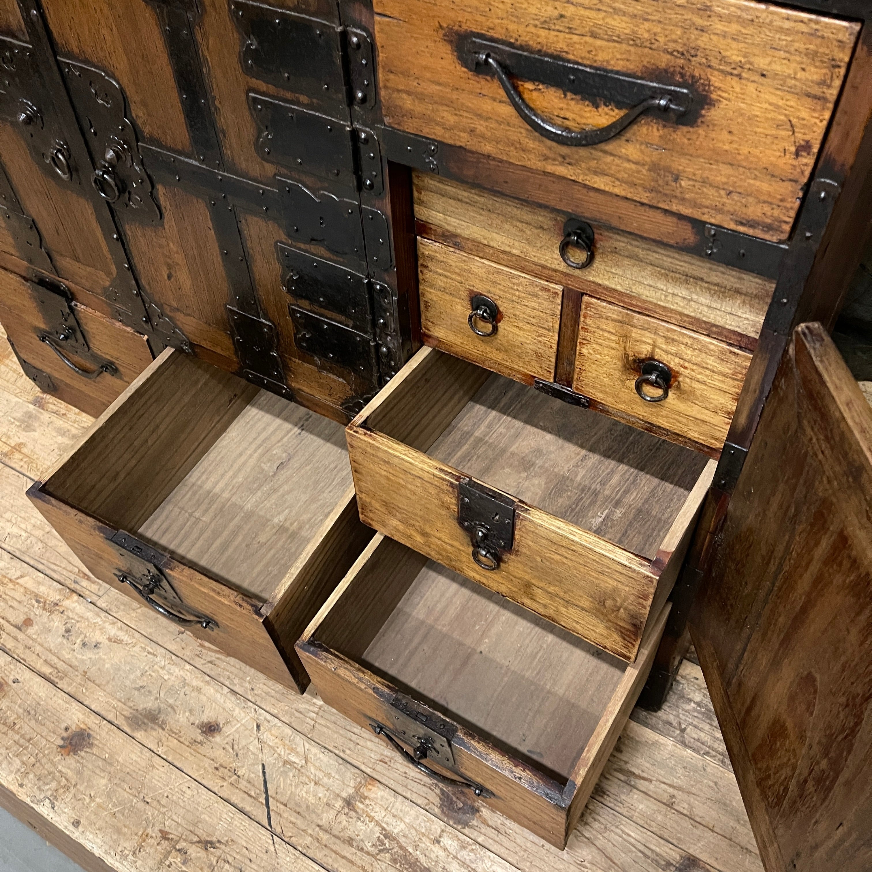 Japanese Choba Dansu, Merchant's Chest - Cypress & Paulownia | Edo