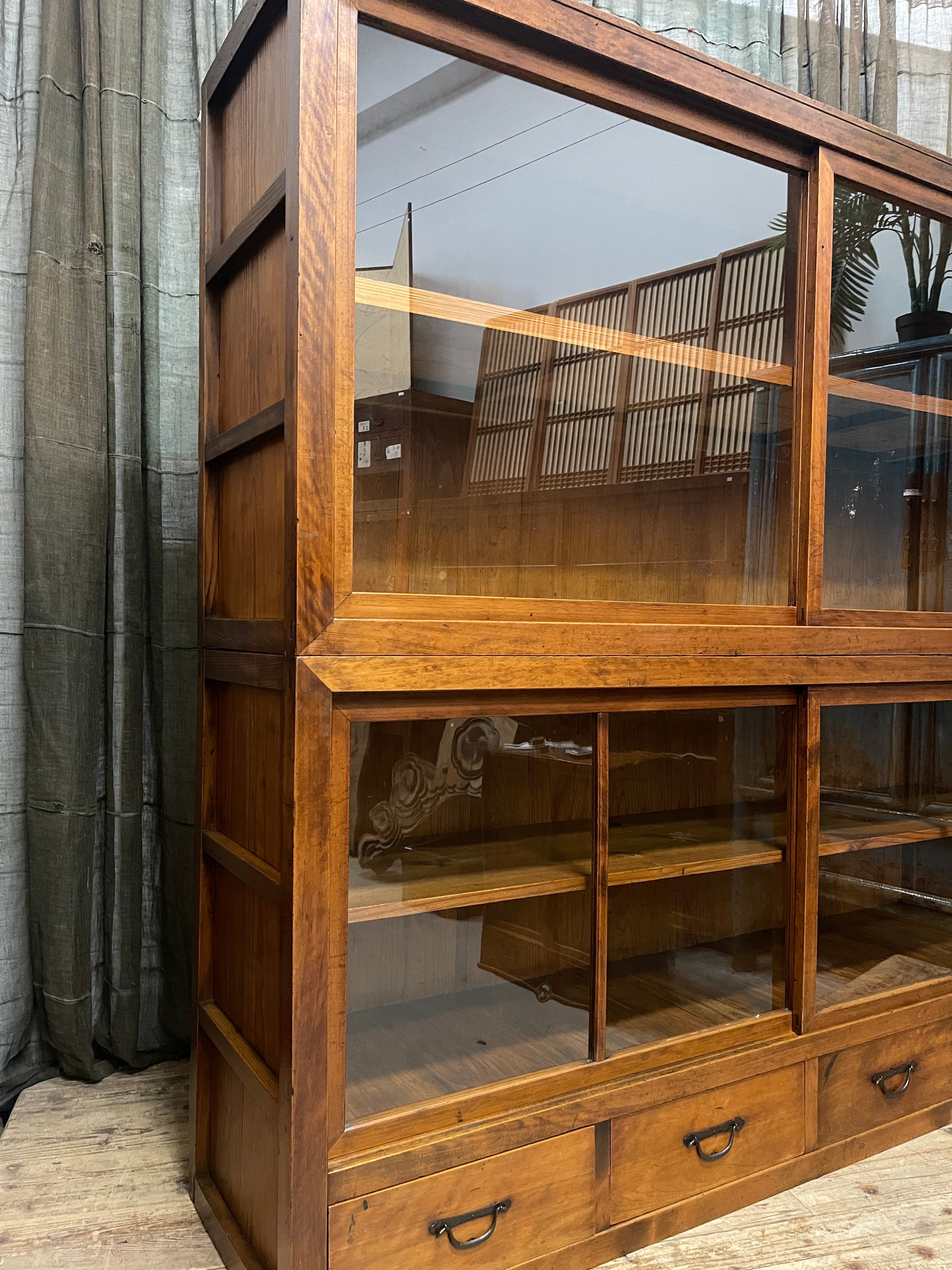 Japanese Shop Display Cabinet, Misedansu - Cedar & Cypress | Meiji
