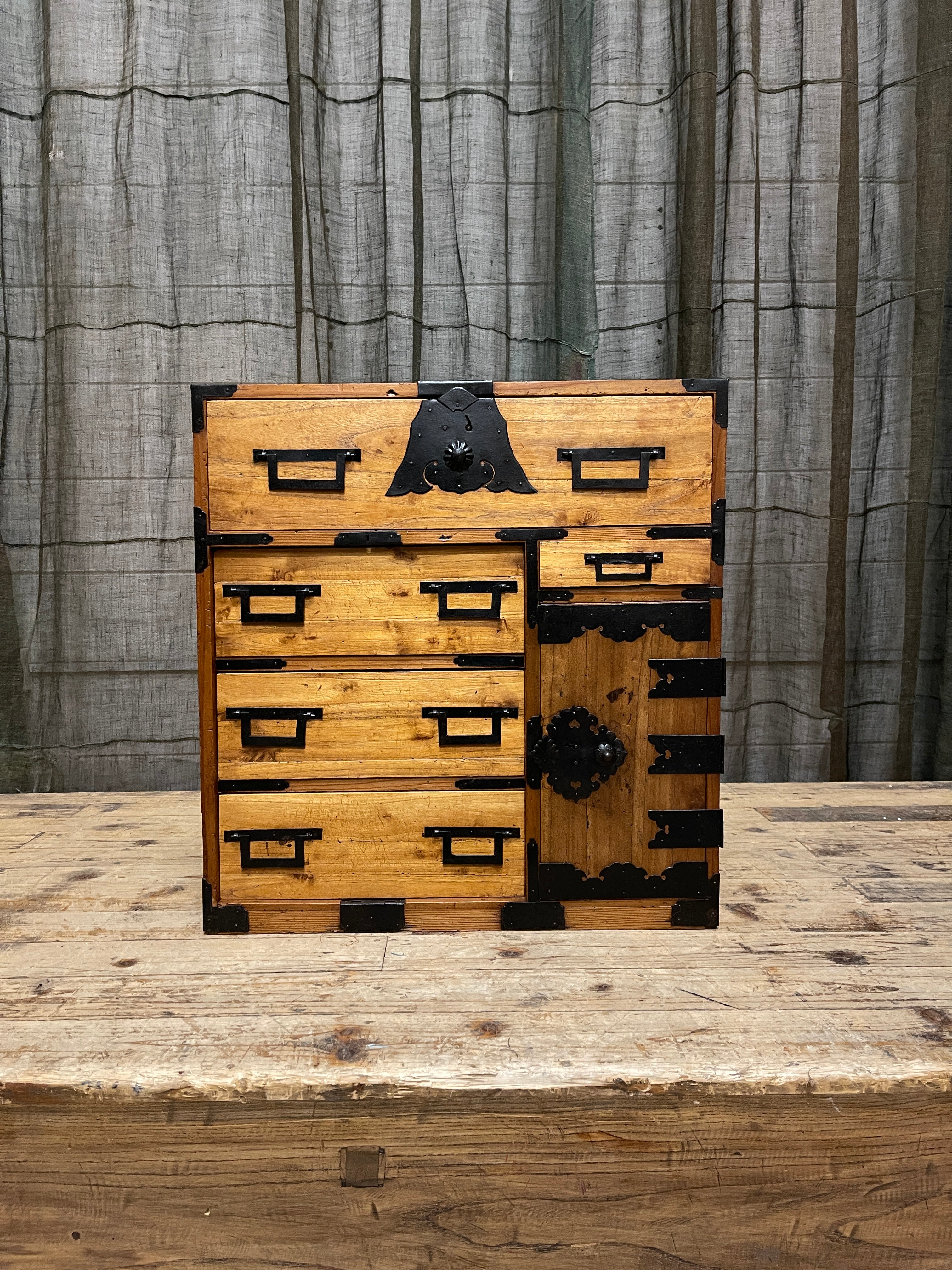 Ko Dansu, Japanese Side Cabinet - Paulownia & Cedar | Meiji