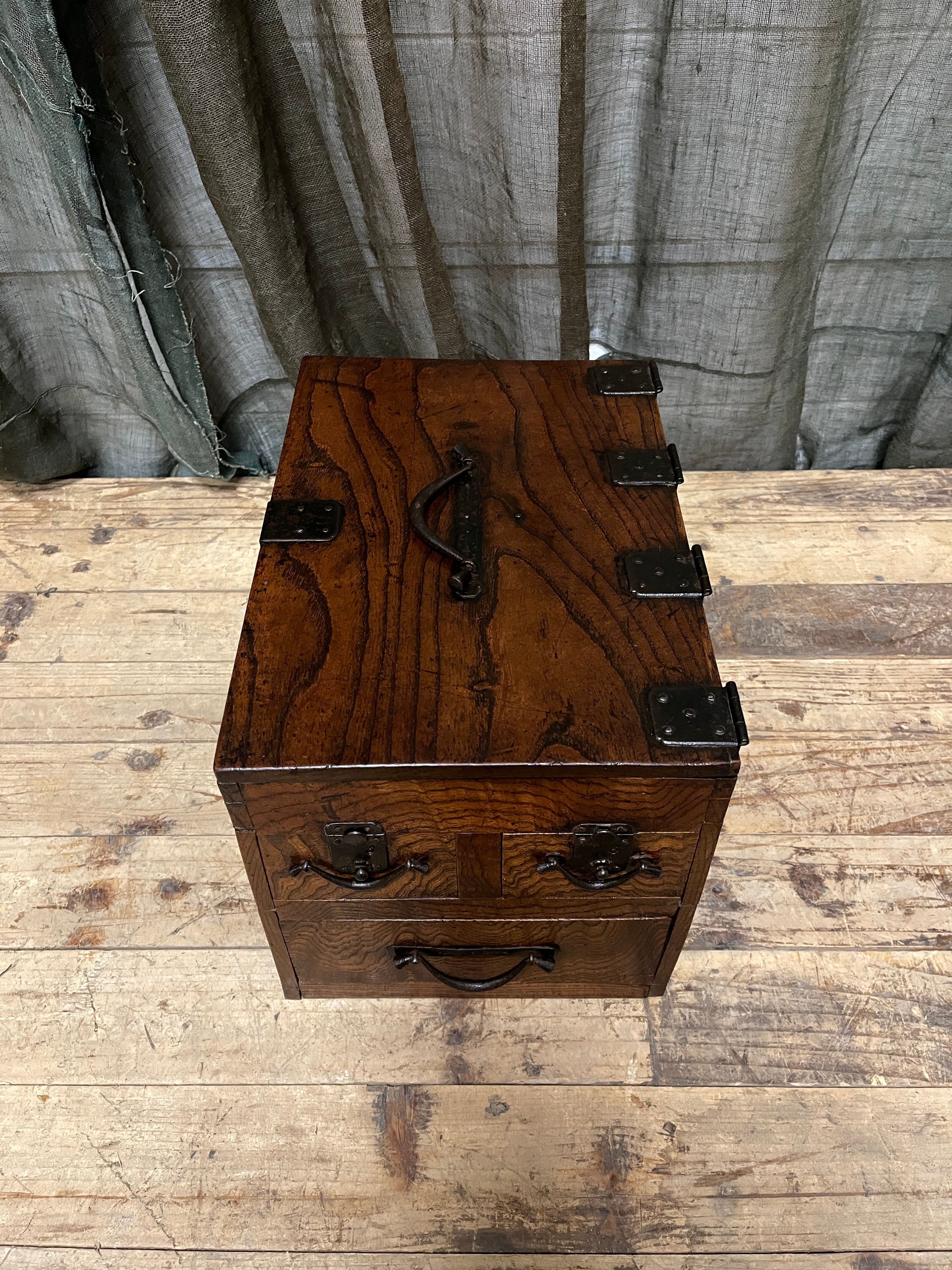 Suzuri Bako, Japanese Calligraphy Box - Elm | Meiji, c.1870