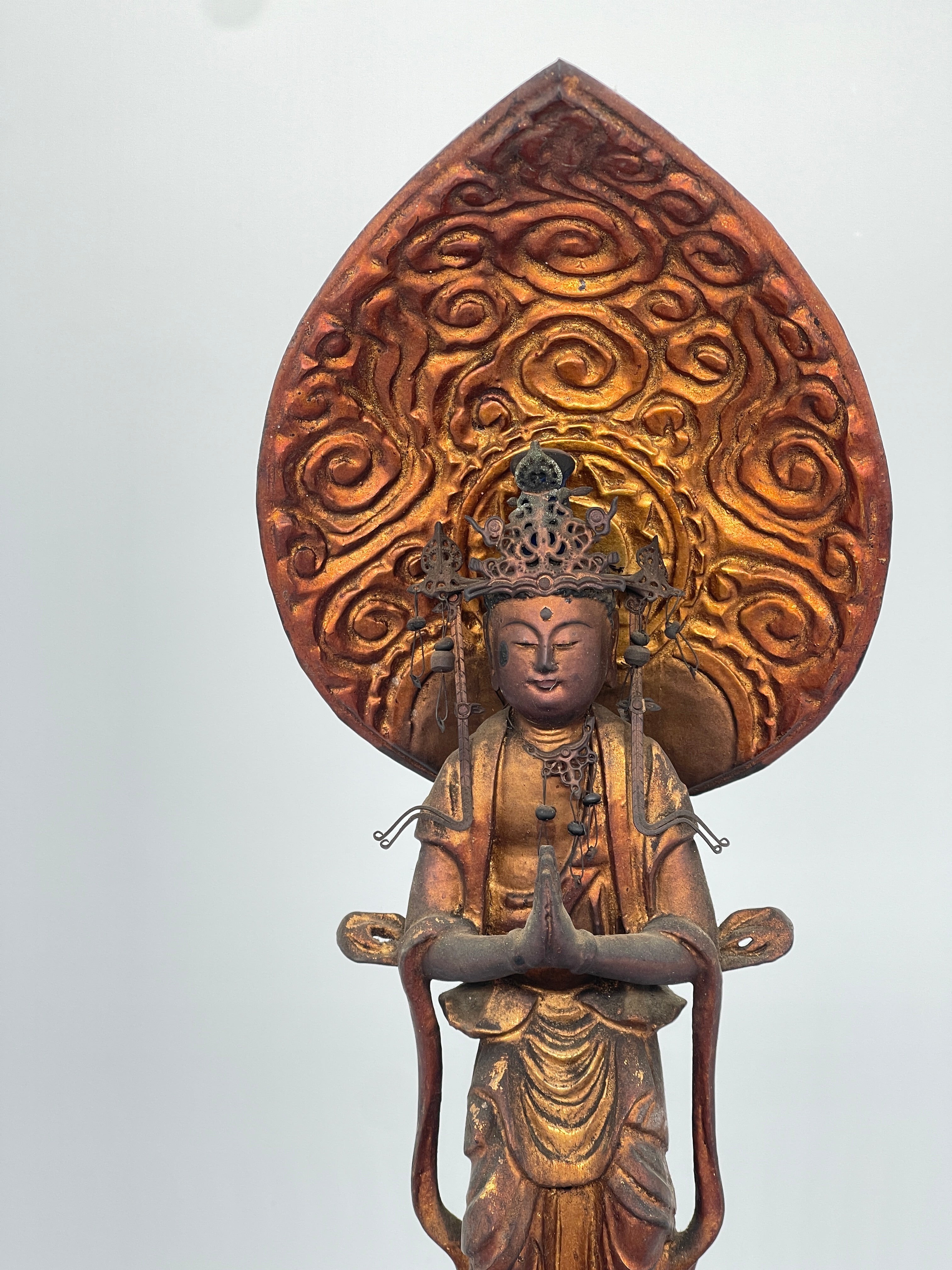 Antique Japanese Seishi-Bosatsu Carved Statue
