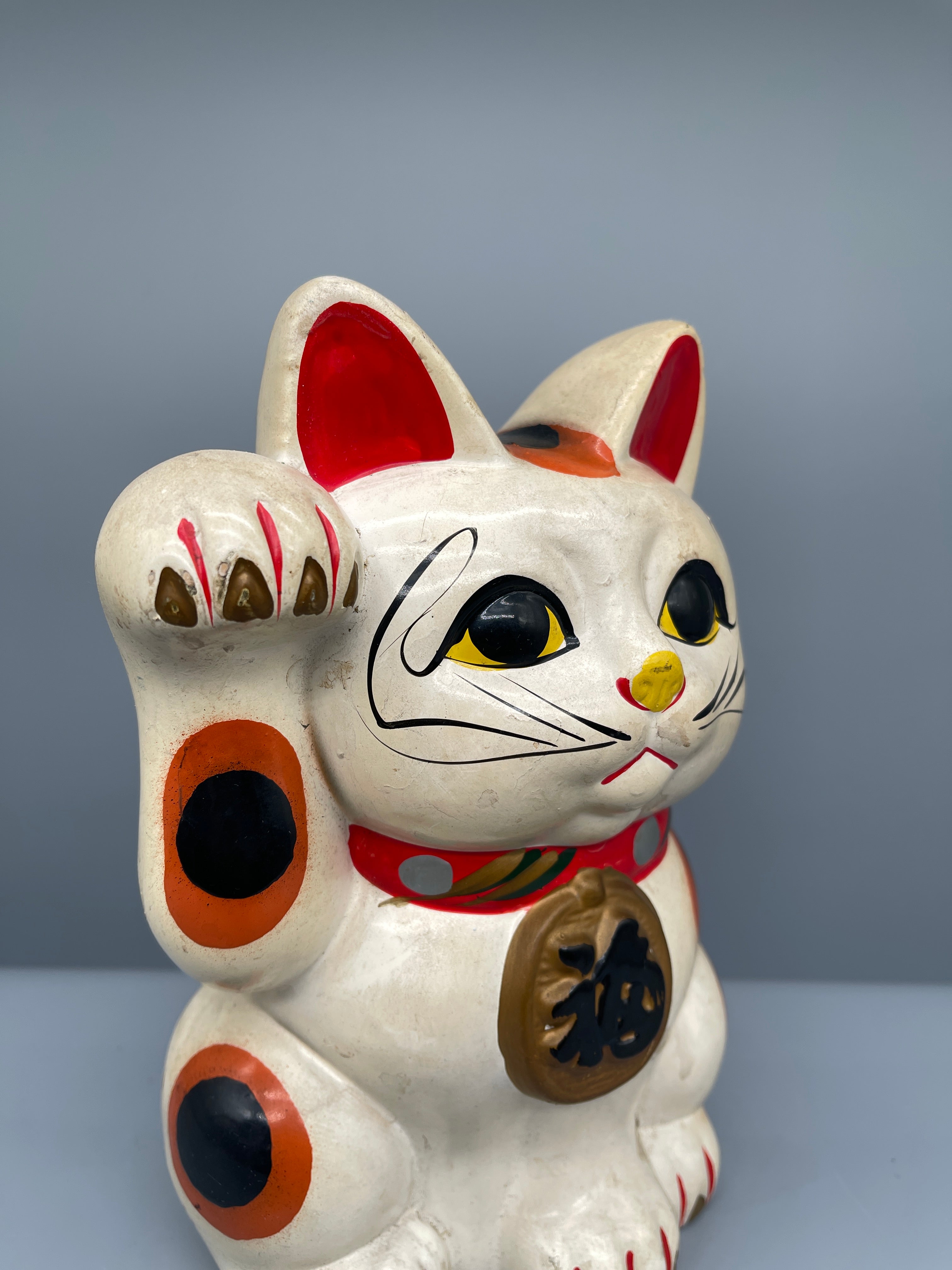 Vintage Japanese White Ceramic Maneki Neko | c.1970
