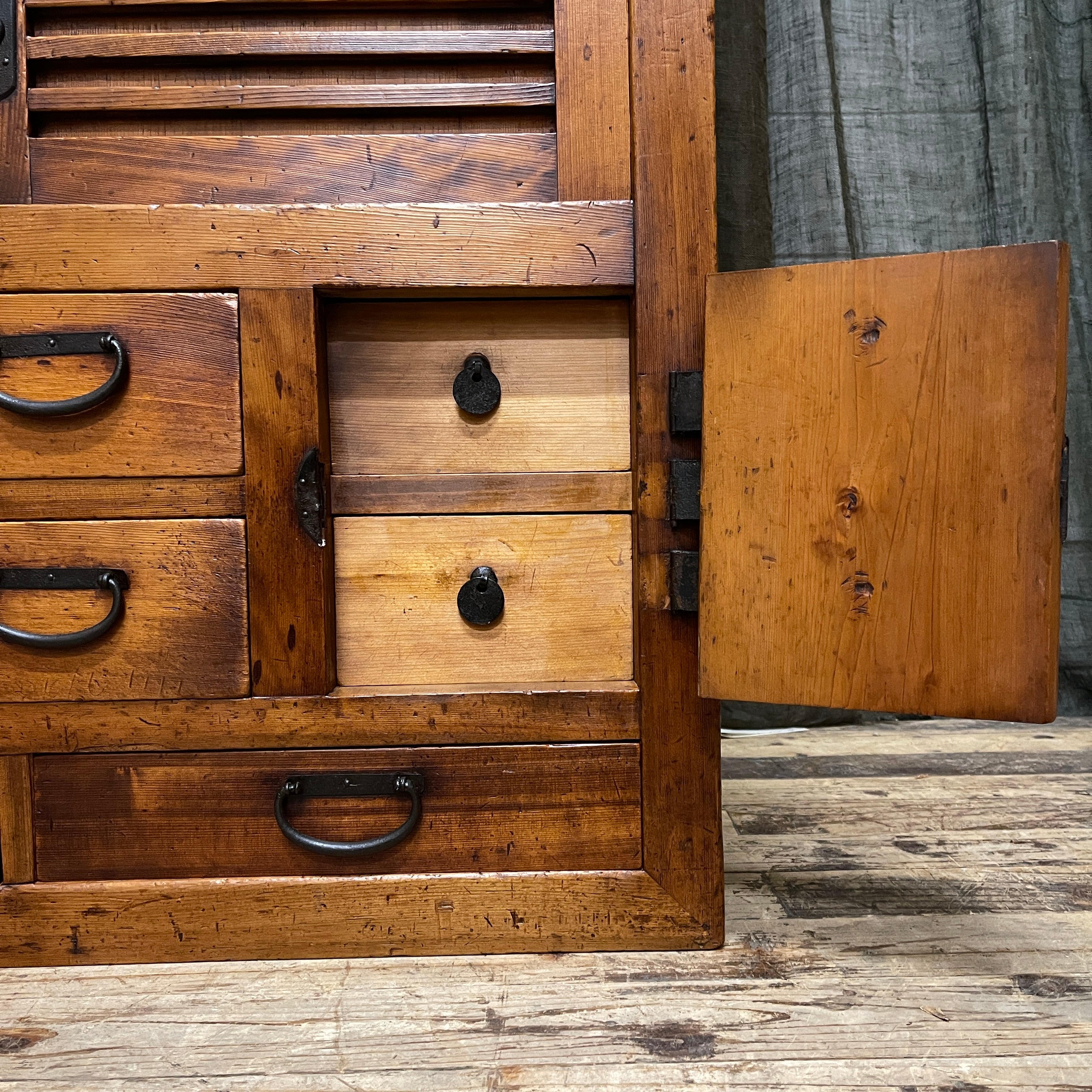 Japanese Choba Dansu, Merchant’s Chest – Cedar & Cypress | Meiji