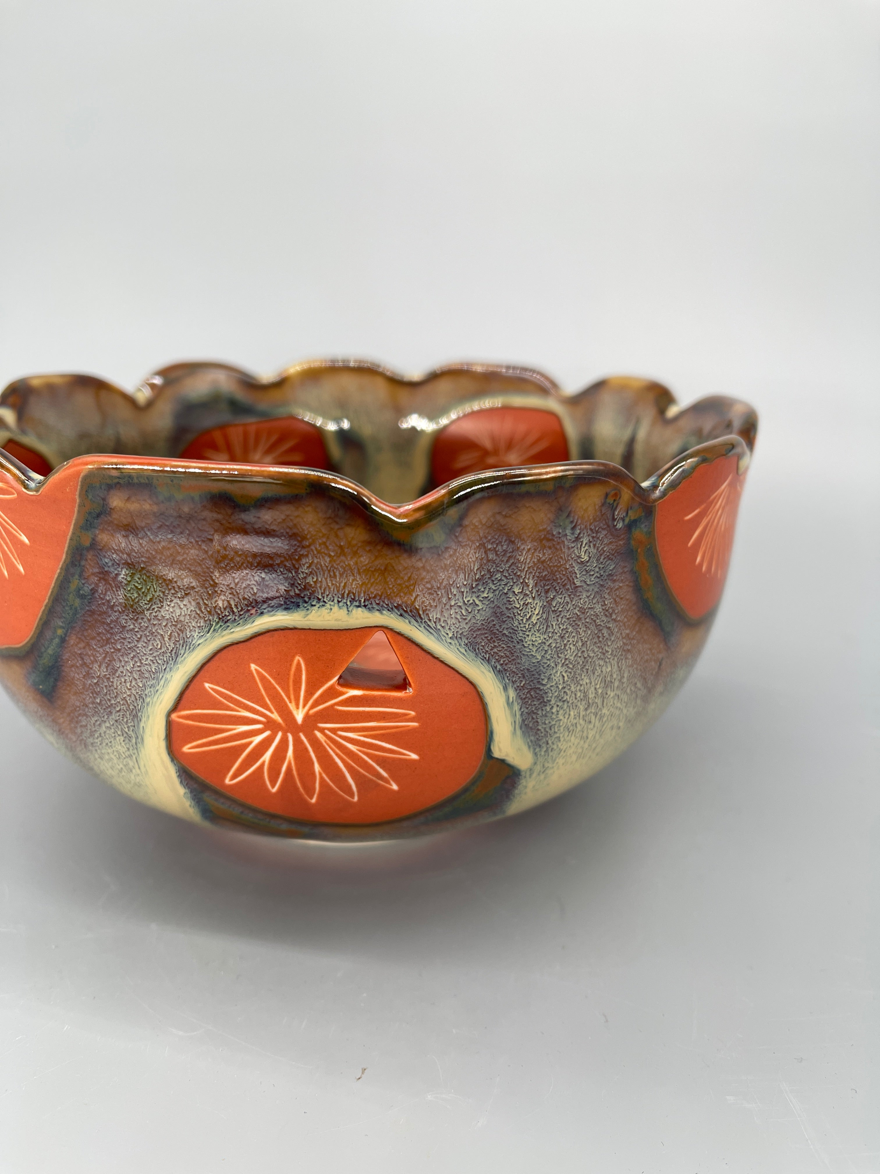 Japanese Sweets Bowl - Red Chrysanthemum