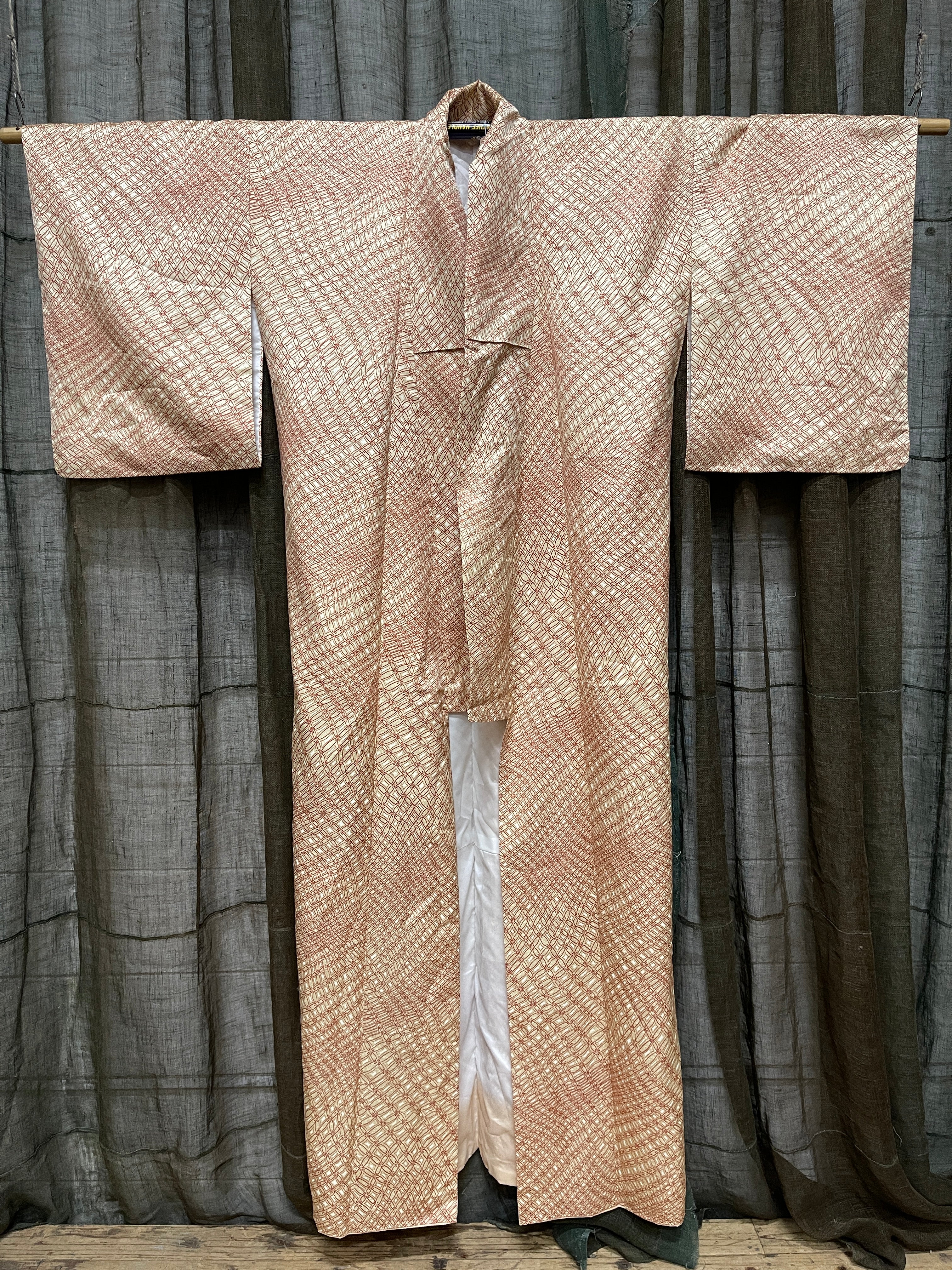 Vintage Japanese Kimono | Geometric Lattice Pattern