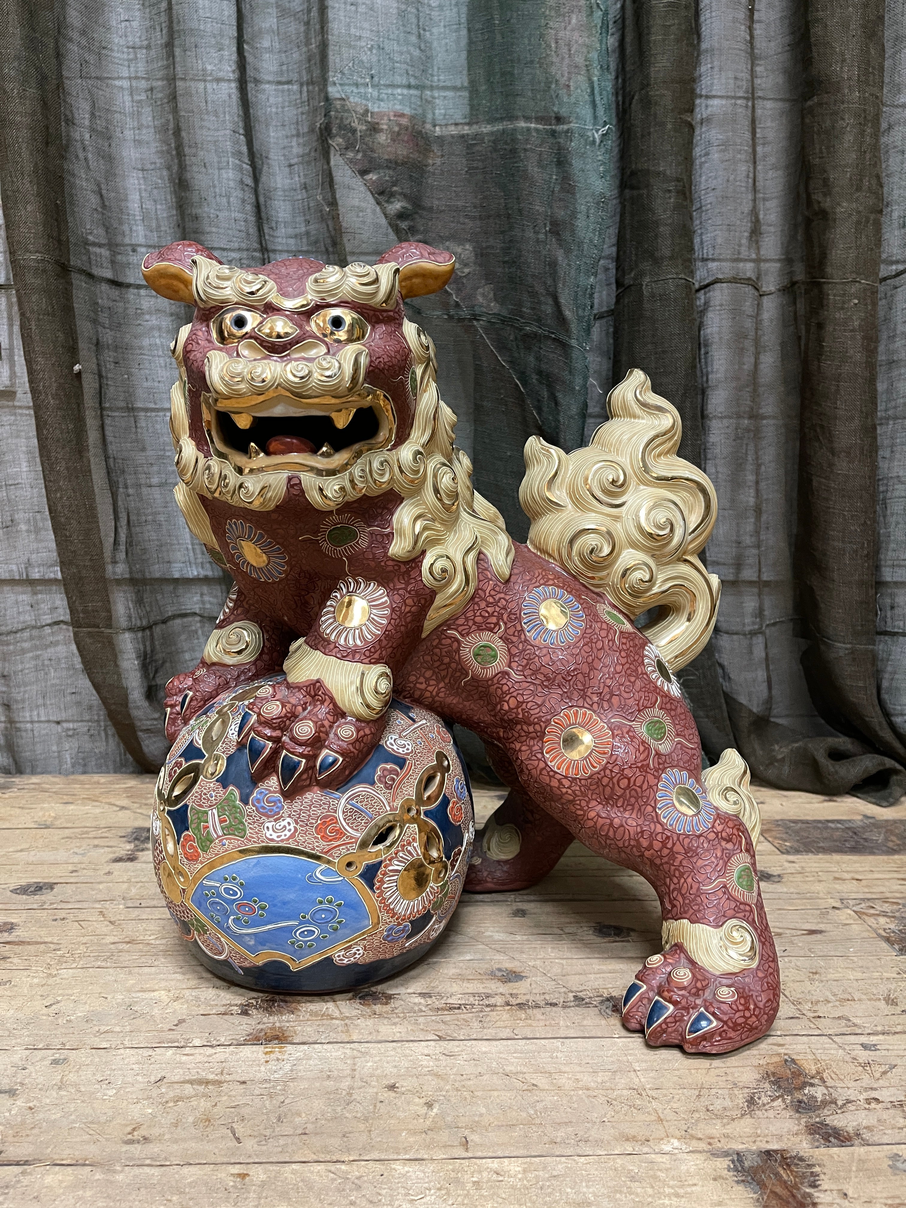 Vintage Japanese Kutani Porcelain Shi-Shi | c.1970