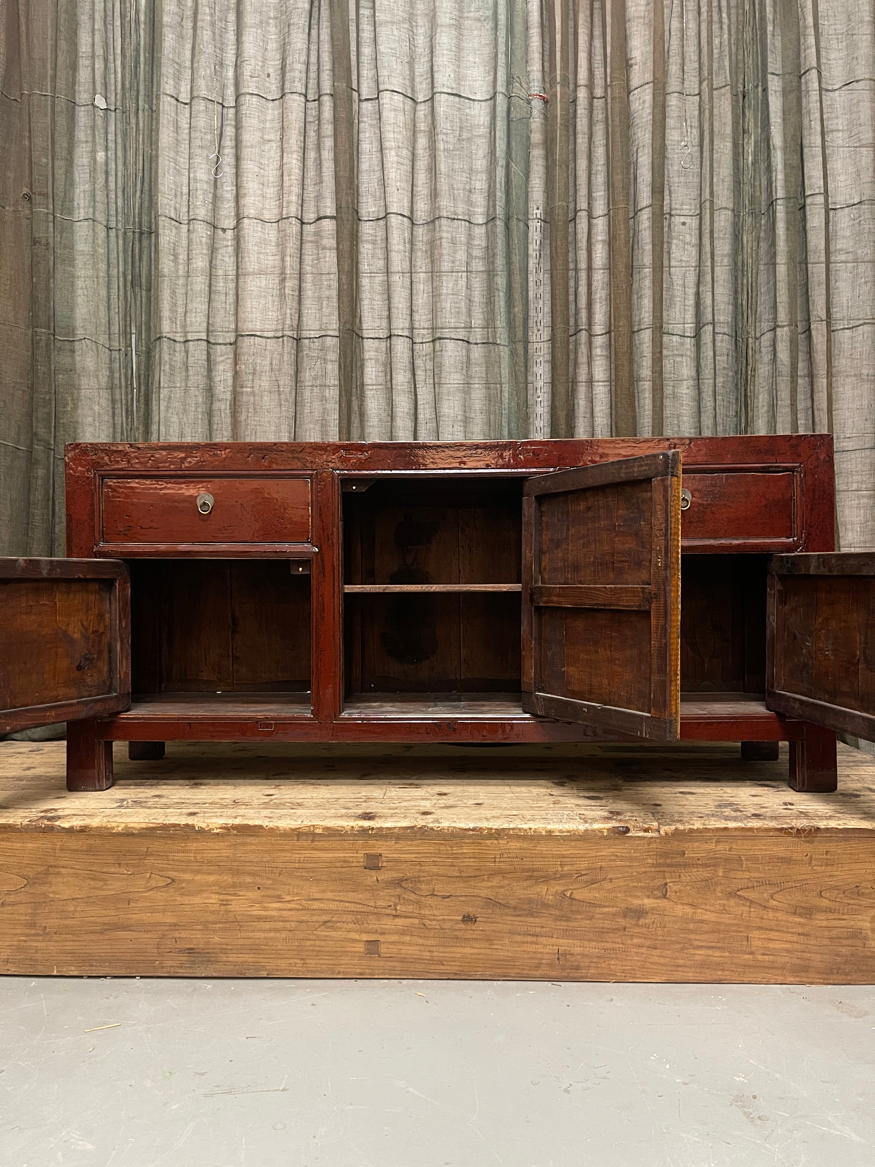 Antique Chinese Red Lacquered Sideboard - Early 20th Century