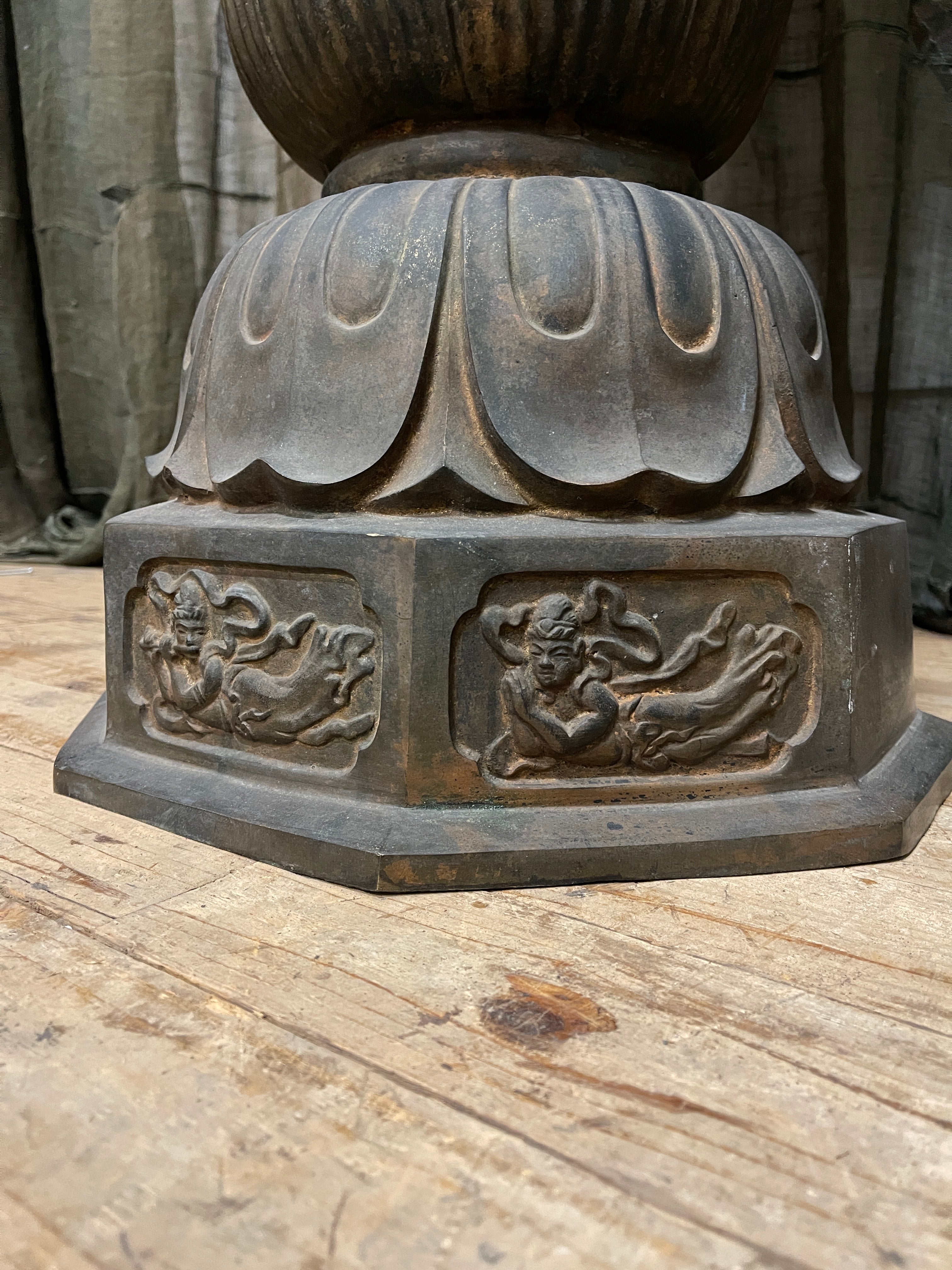 Vintage Japanese Kannon-Bosatsu Statue - Bronze | Mid-Century