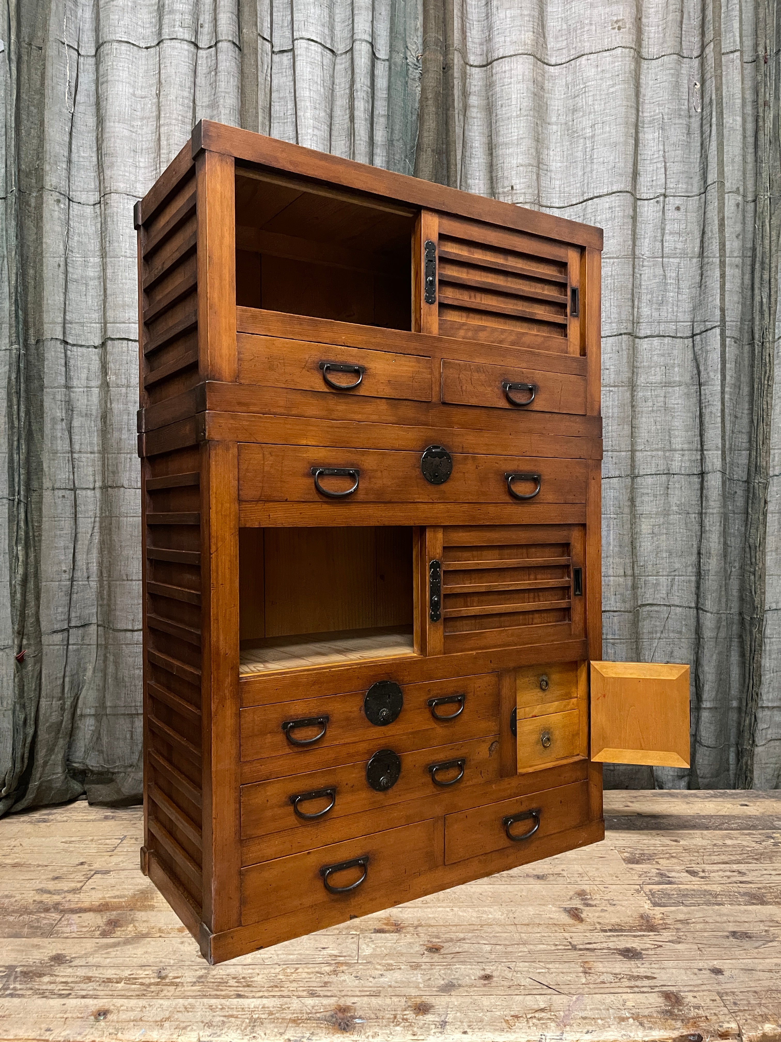 Antique Japanese Two-Piece Choba Dansu, Merchant’s Chest – Cedar & Cypress | Meiji