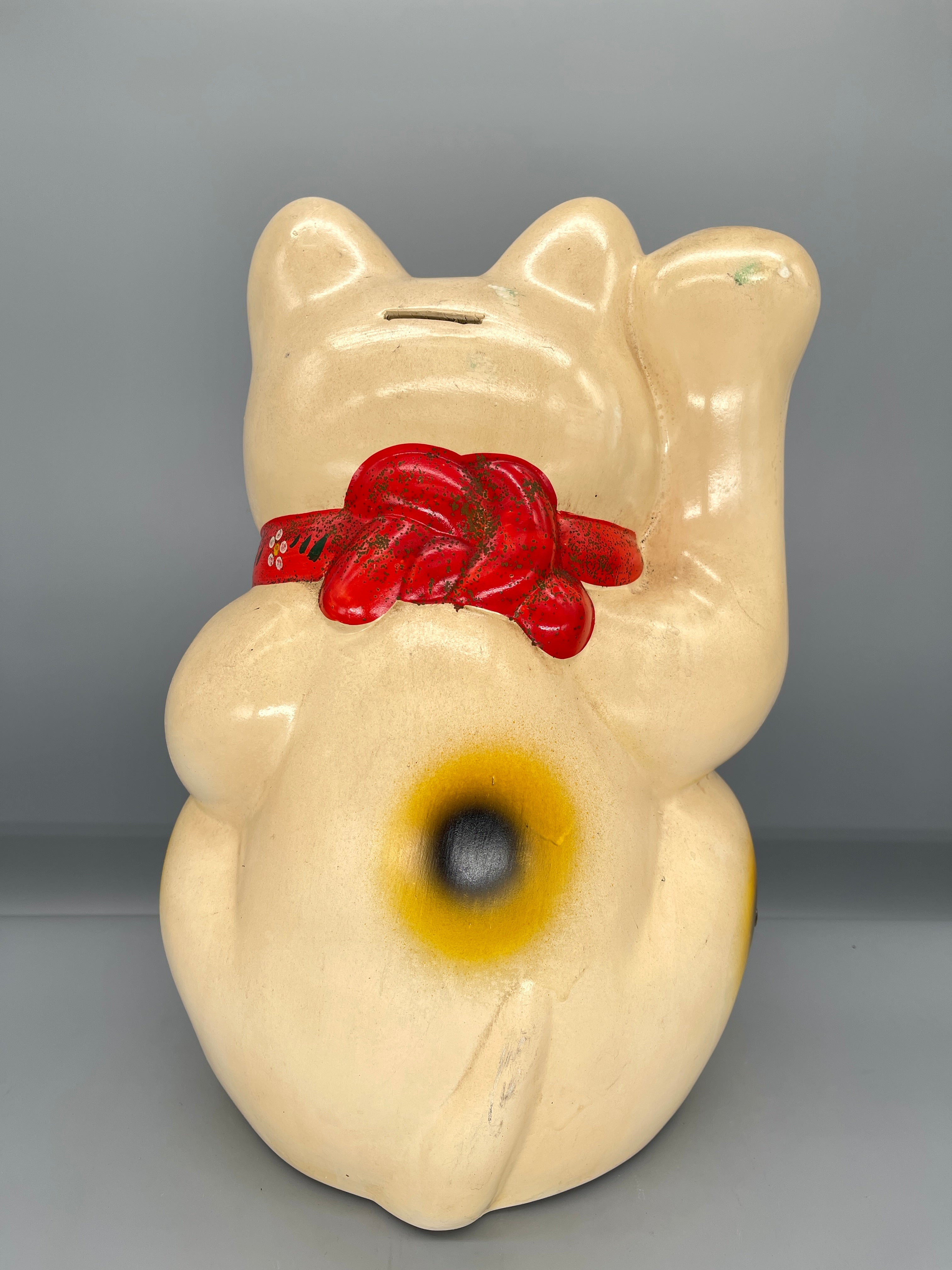 Vintage Japanese White Ceramic Maneki Neko | c.1970