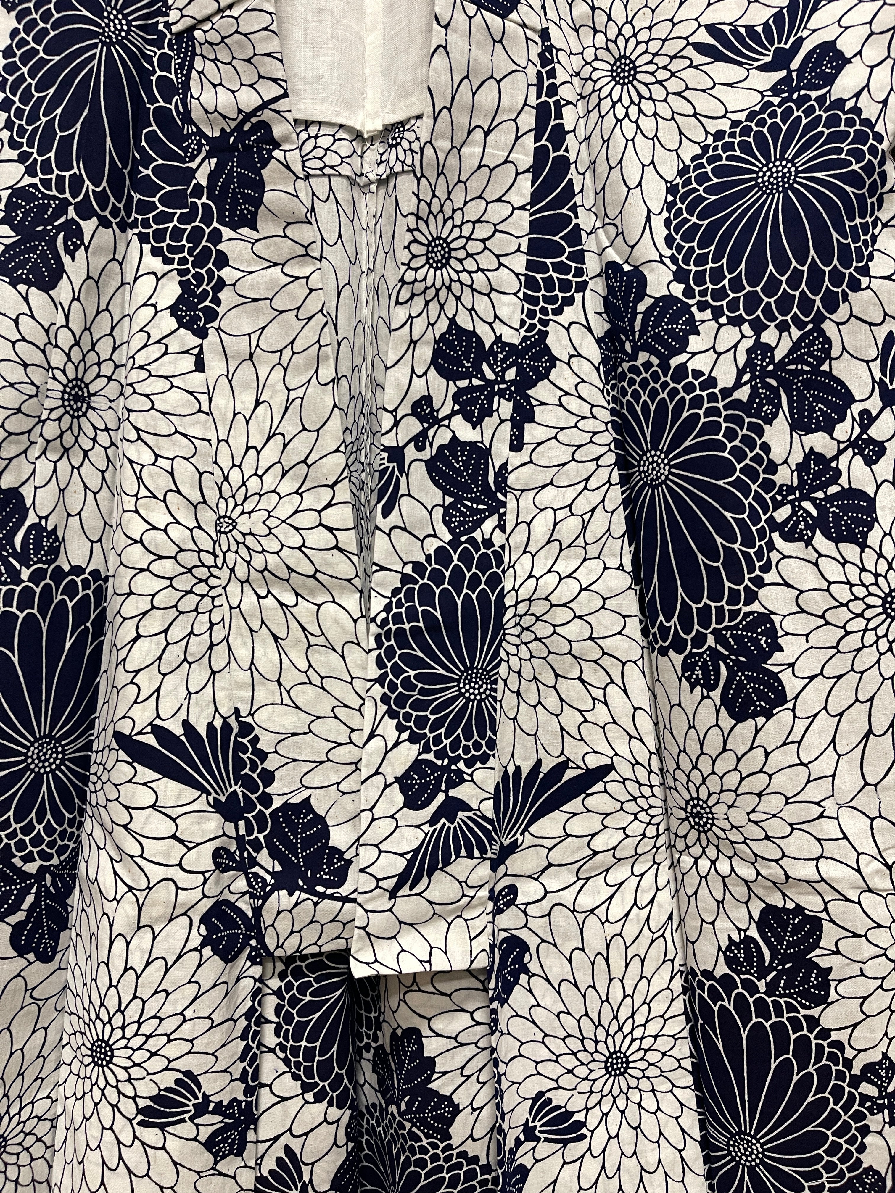 Vintage Yukata, Japanese Cotton Kimono - Chrysanthemum Pattern