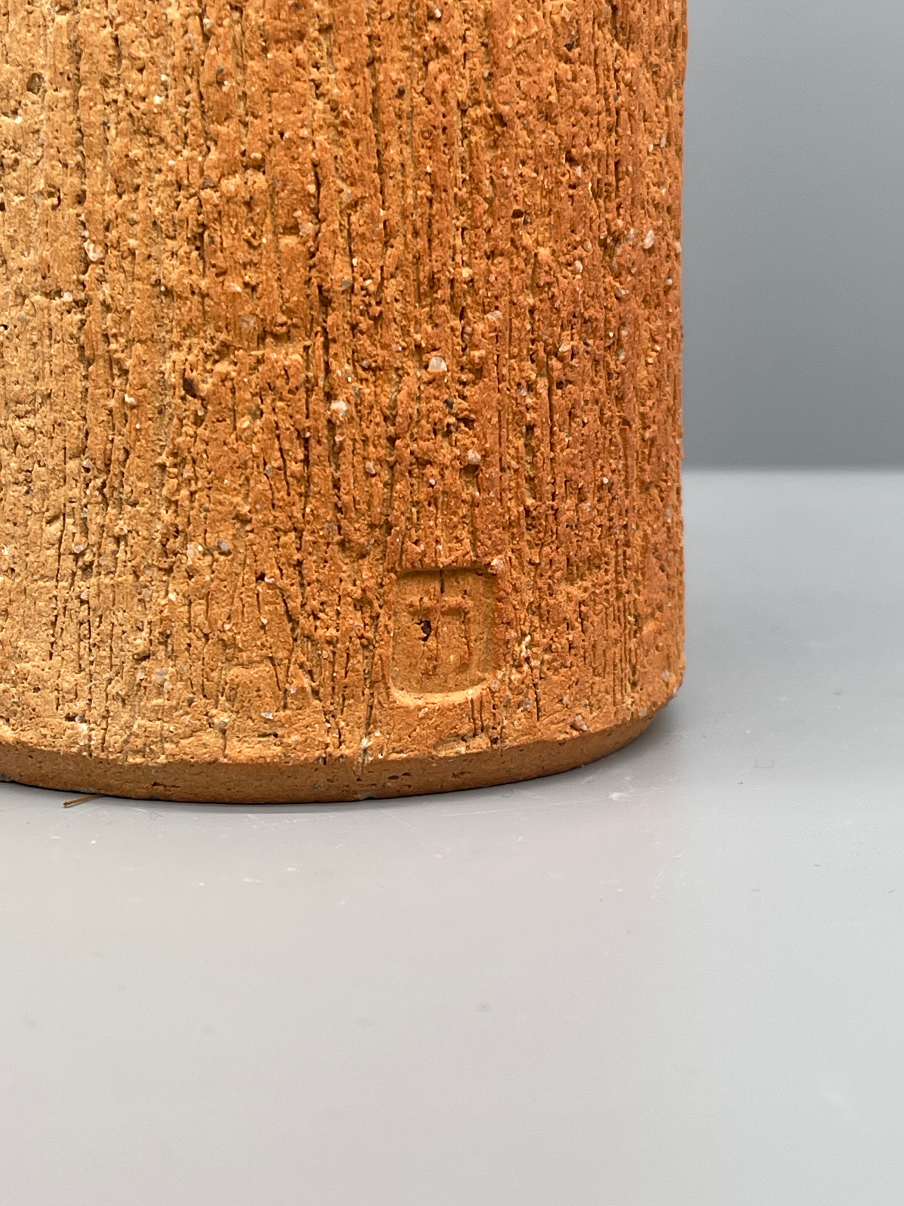 Midcentury Japanese Two-Tone Textural Shigaraki Ikebana Vase