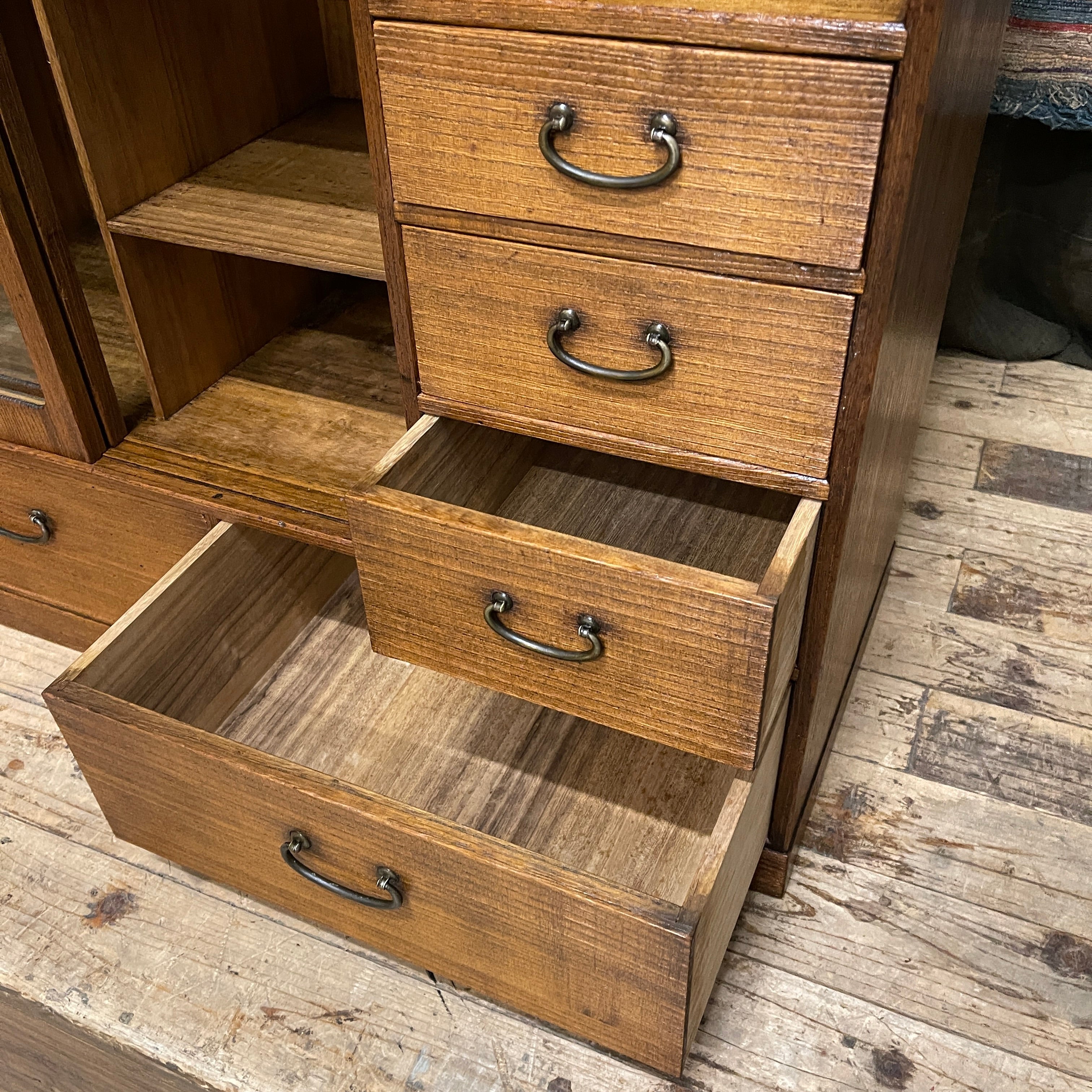 Kazari Dana, Japanese Display Cabinet - Paulownia | c.1950