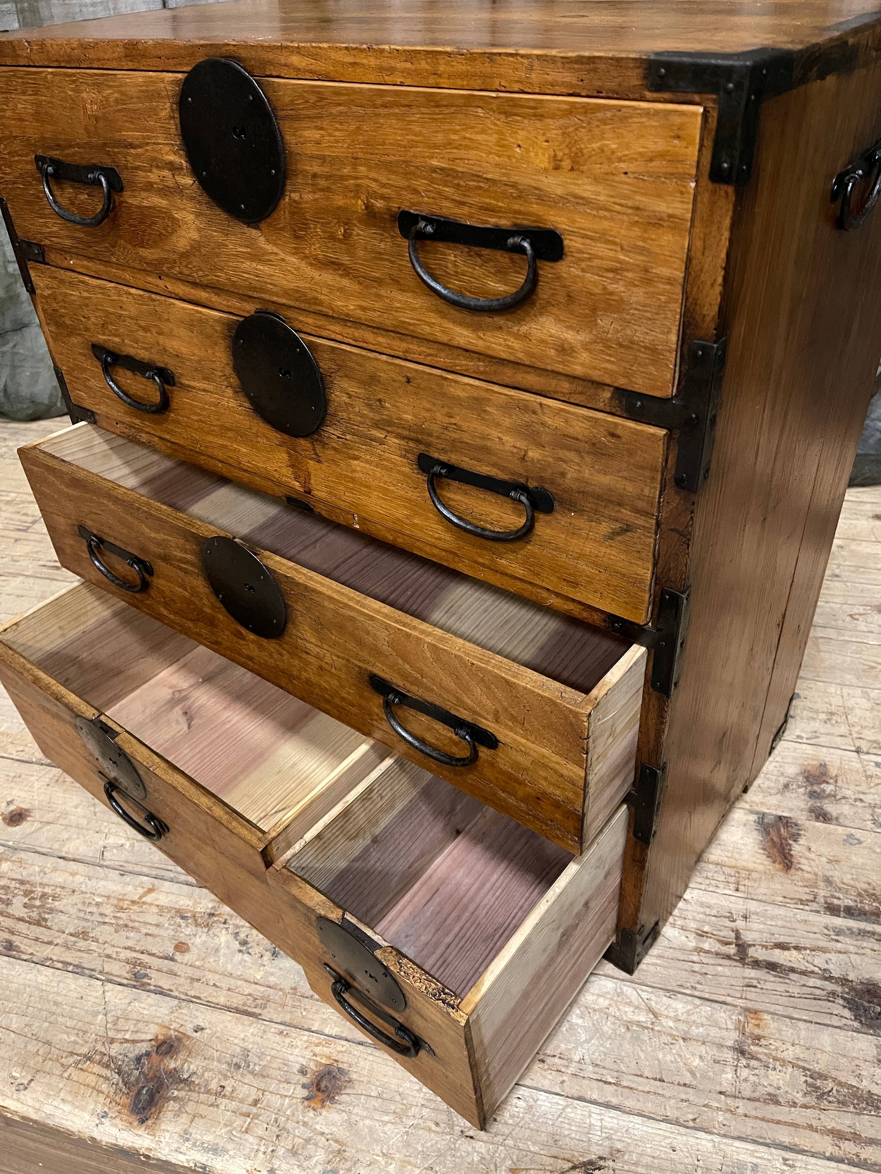 Ko Dansu, Japanese Side Cabinet - Paulownia & Cedar | Taisho
