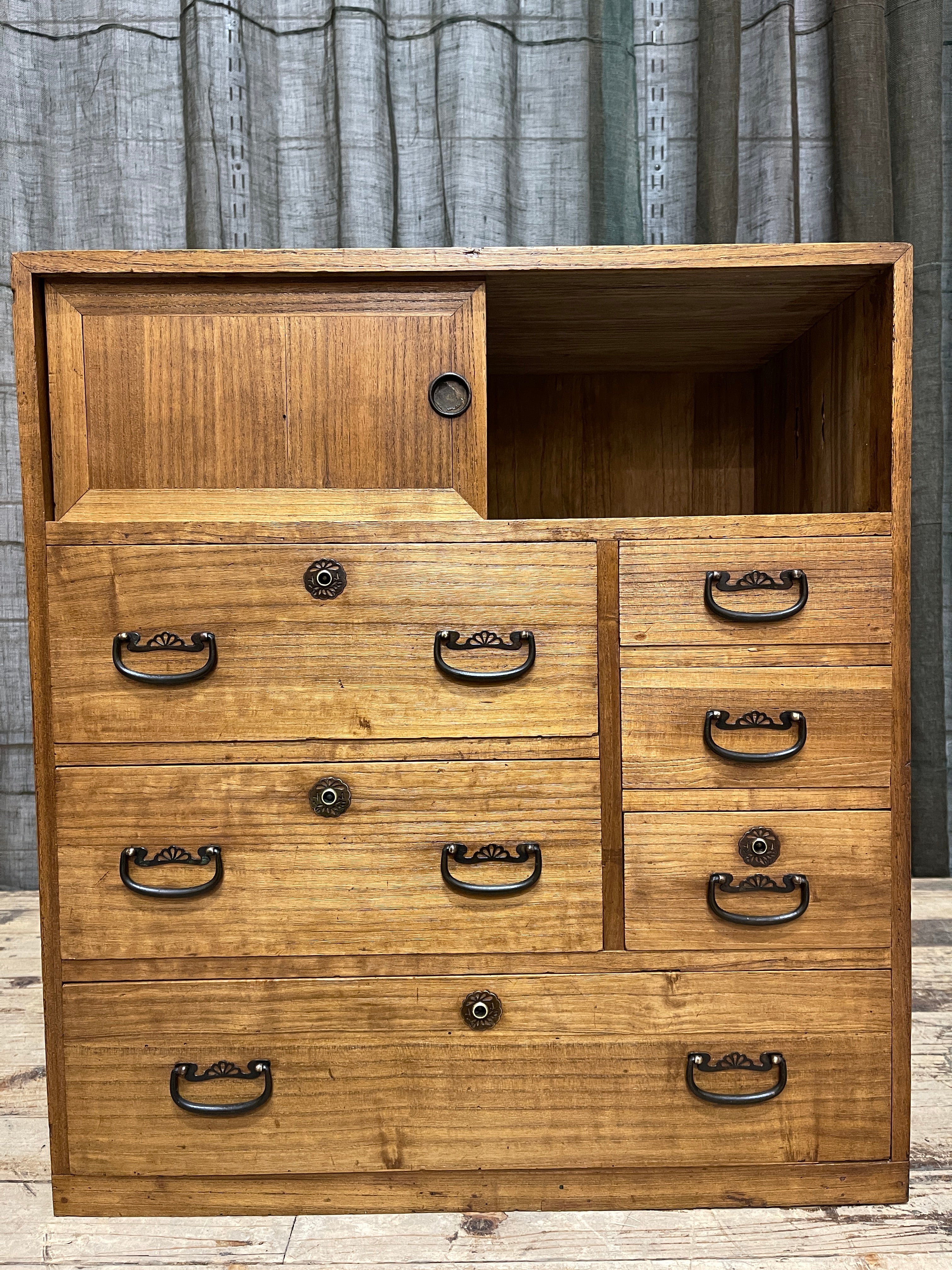 Ko Dansu, Japanese Side Cabinet - Paulownia | 1930's