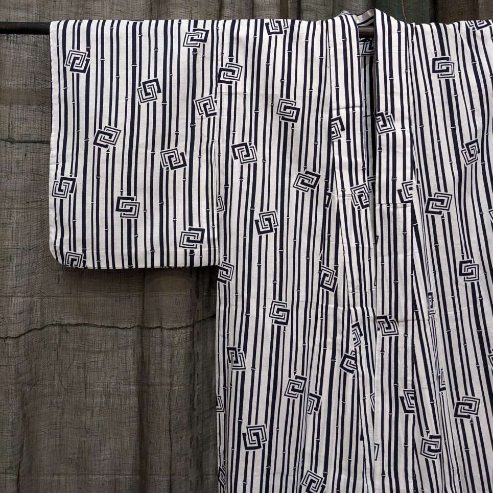 Yukata, Japanese Cotton Kimono - White & Blue - Women's