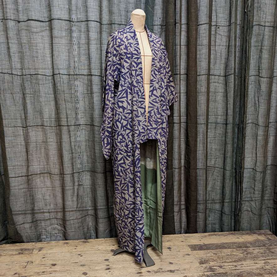 Vintage Japanese Silk Kimono with purple Bamboo leaves Pattern