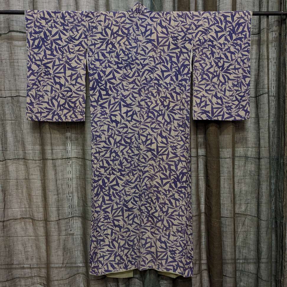 Vintage Japanese Silk Kimono with purple Bamboo leaves Pattern