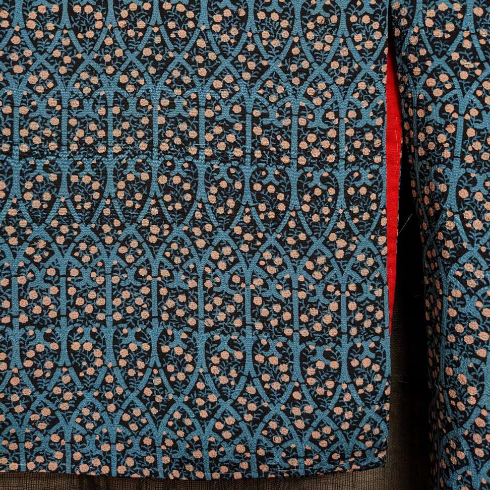 Vintage Japanese Silk Kimono with Vines and Blossom Pattern