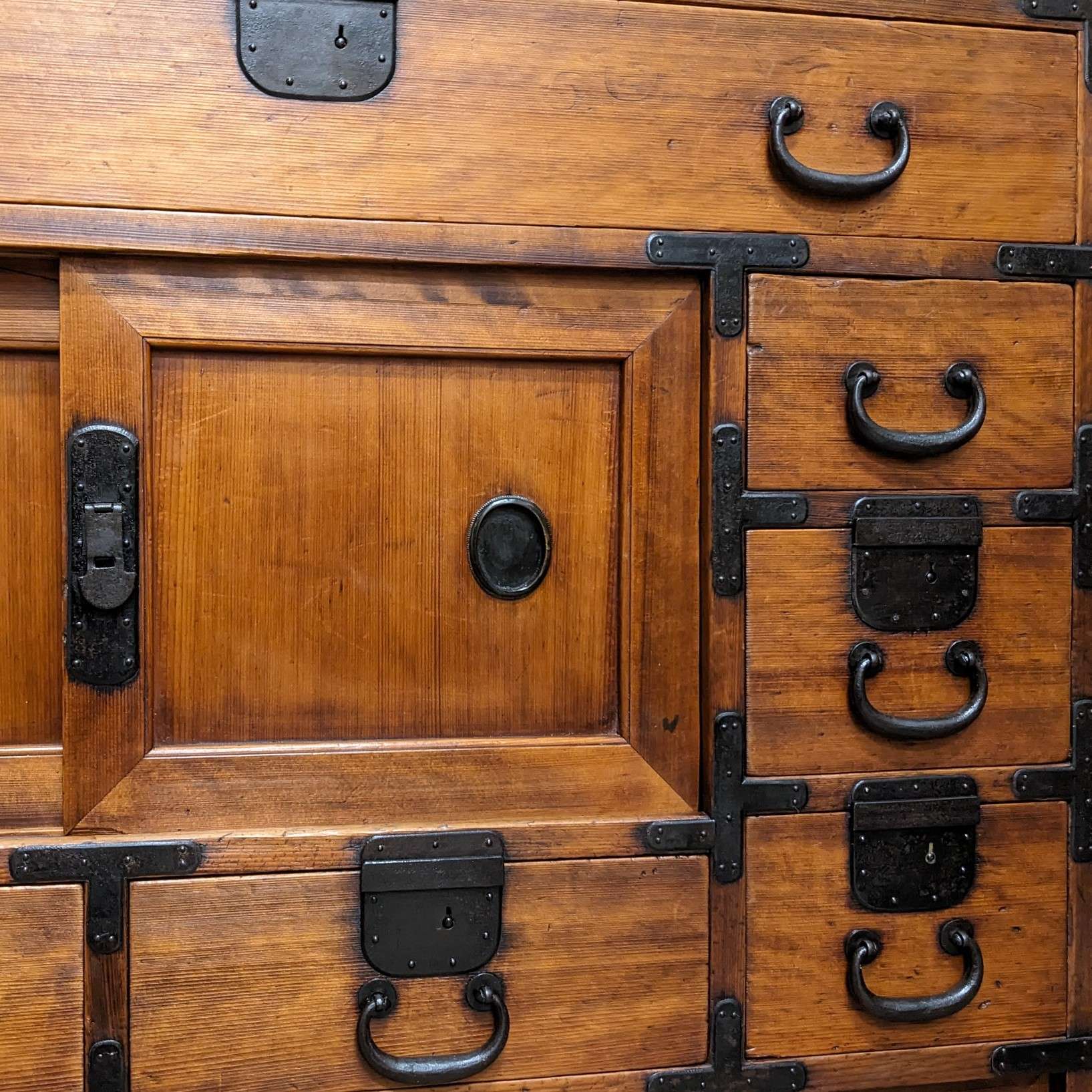 Choba Dansu, Japanese Merchant’s Chest. | Meiji Period. Late 19th Century