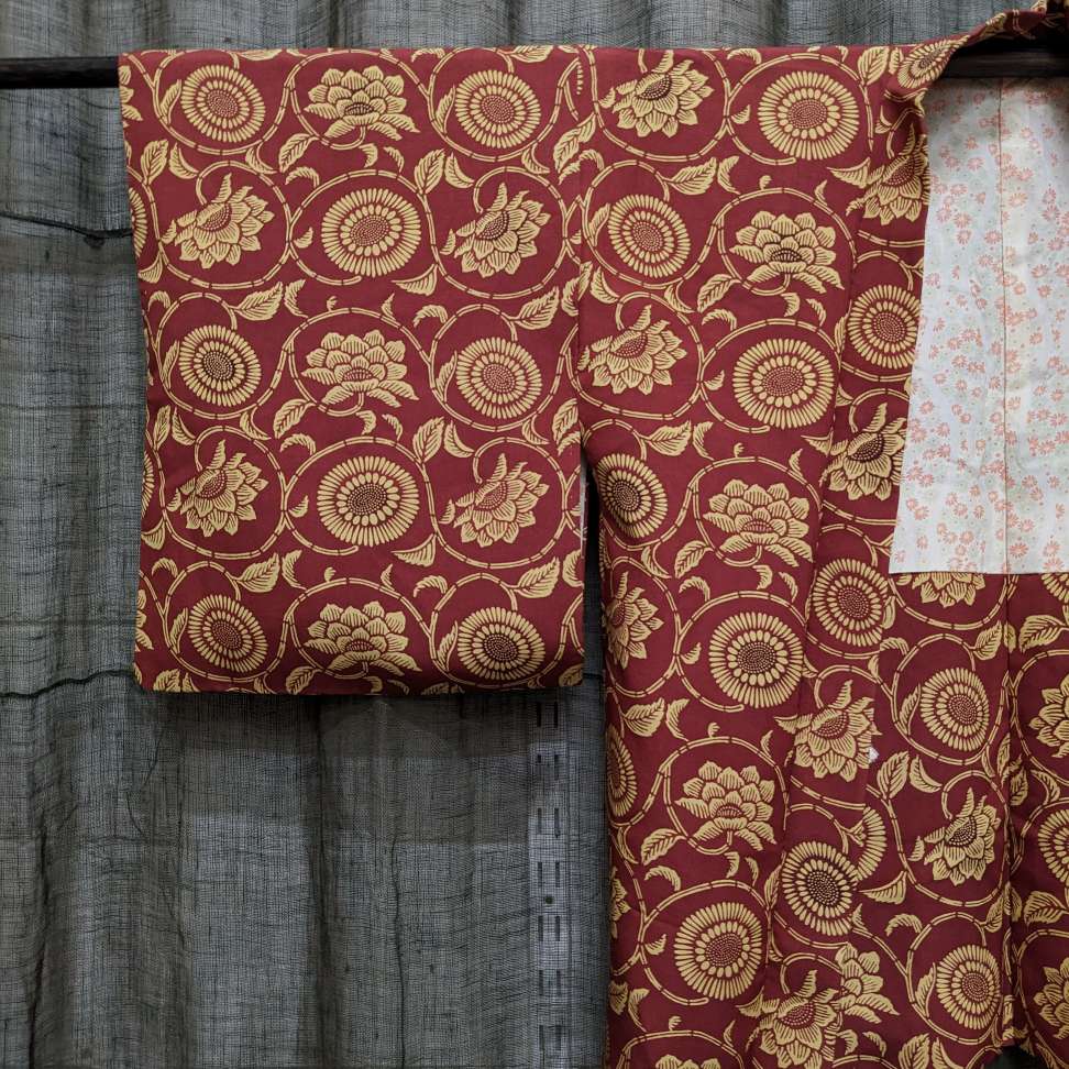 Japanese Haori-Kimono Jacket - Soft drape chrysanthemum design