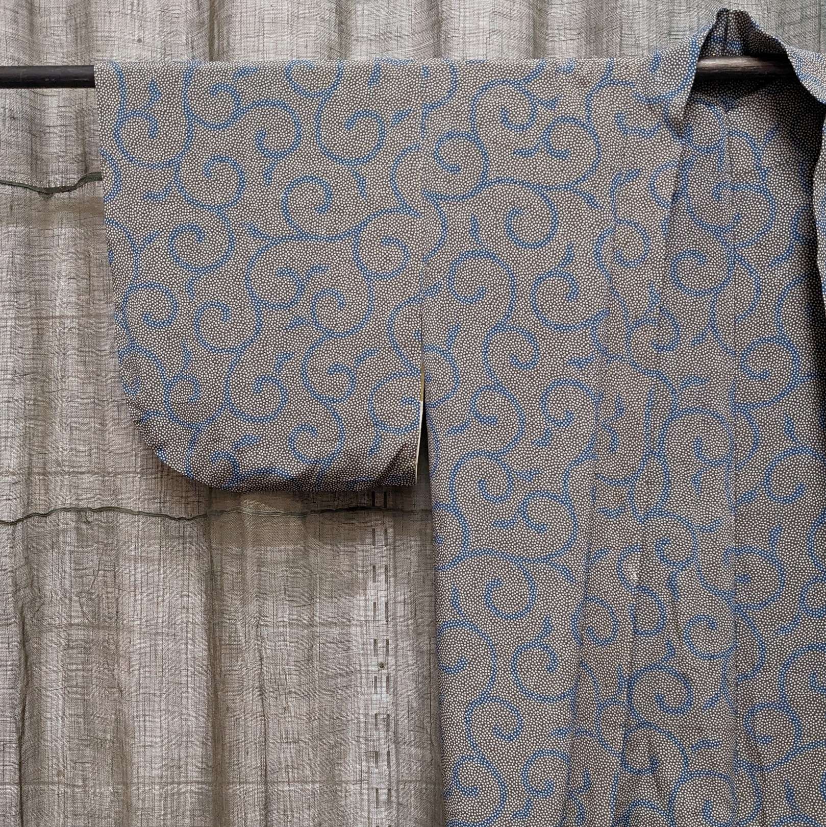 Japanese Haori-Kimono Jacket - Soft drape Karamatsu design
