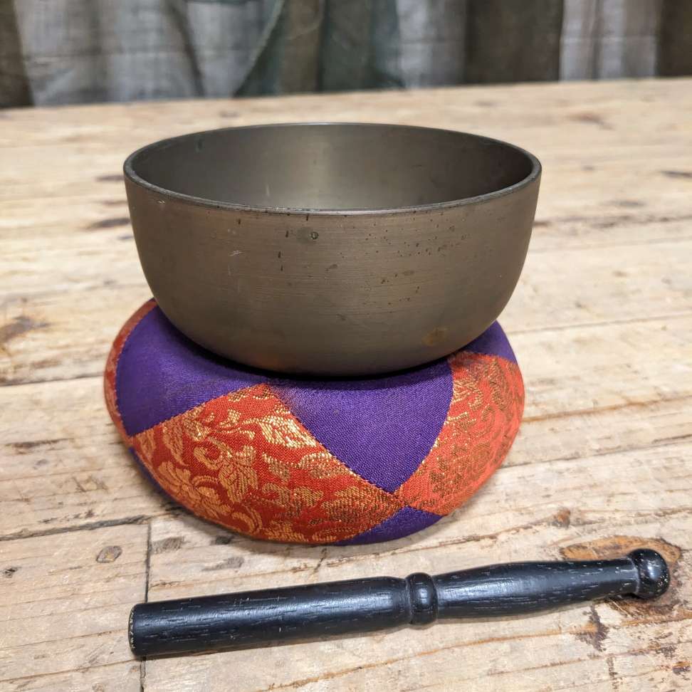 Japanese Buddhist Bell. Orin, Cushion & Striker