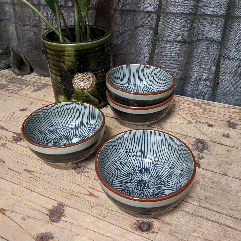 Contemporary Japanese Bowl - Green, Stripe