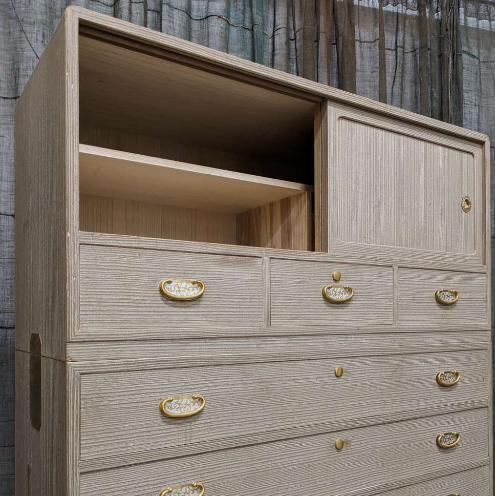 Japanese Wedding Chest of Drawers - Paulownia