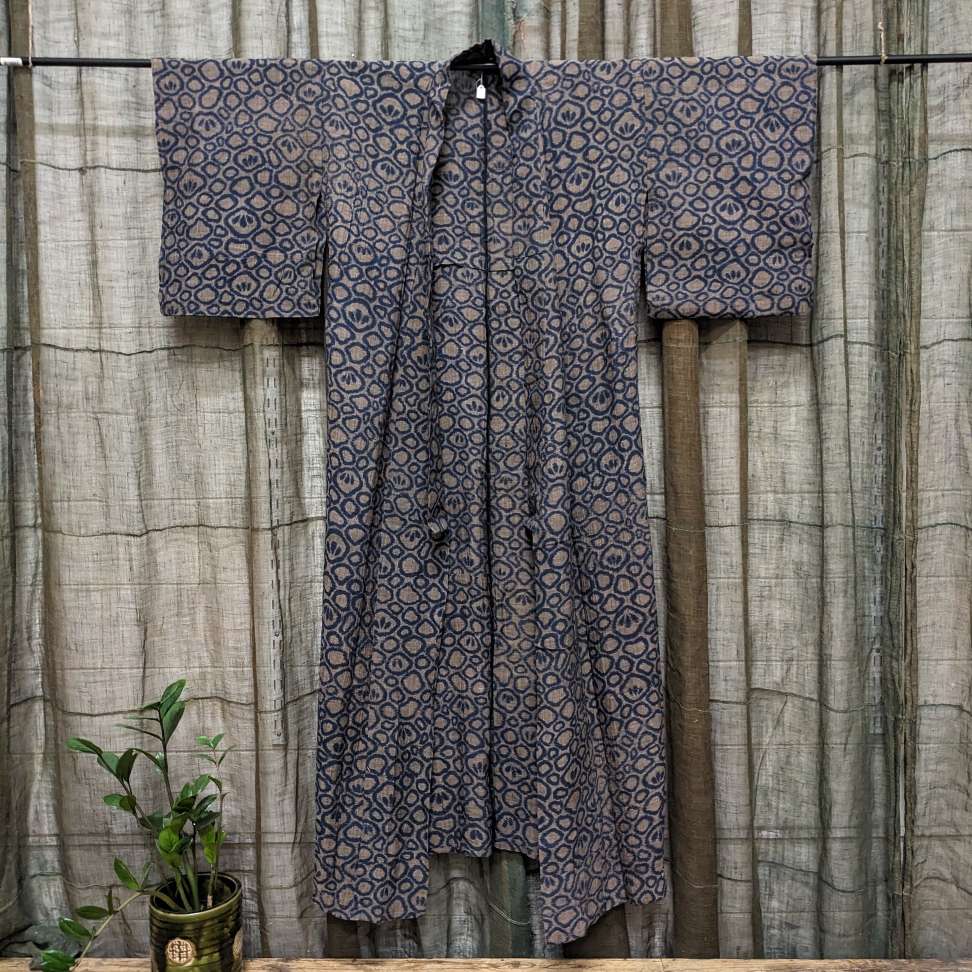 Vintage Japanese Hemp Kimono With Floral Pattern